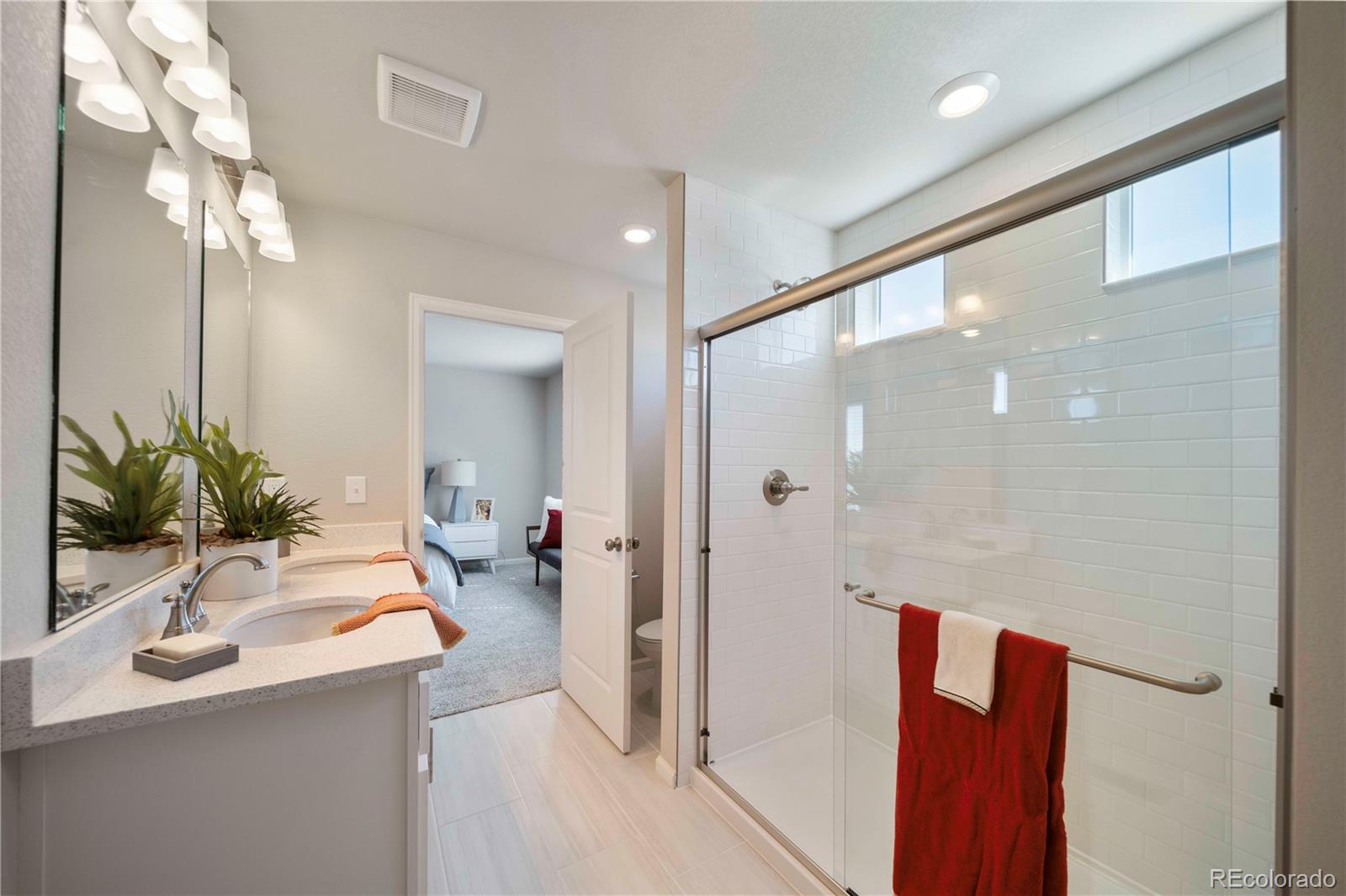 MLS Image #20 for 22072 e 38th place,aurora, Colorado