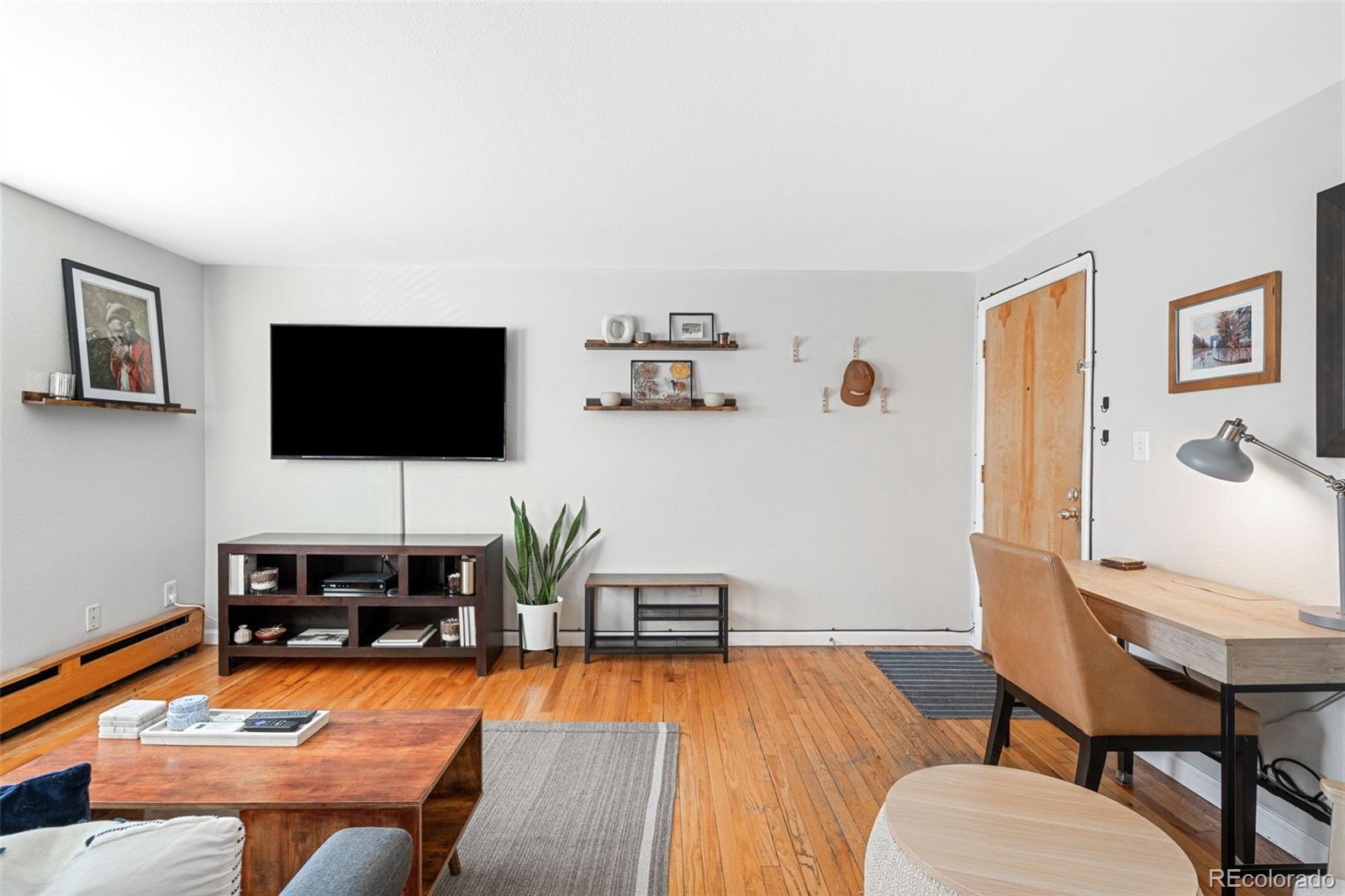 MLS Image #12 for 148 s emerson street,denver, Colorado