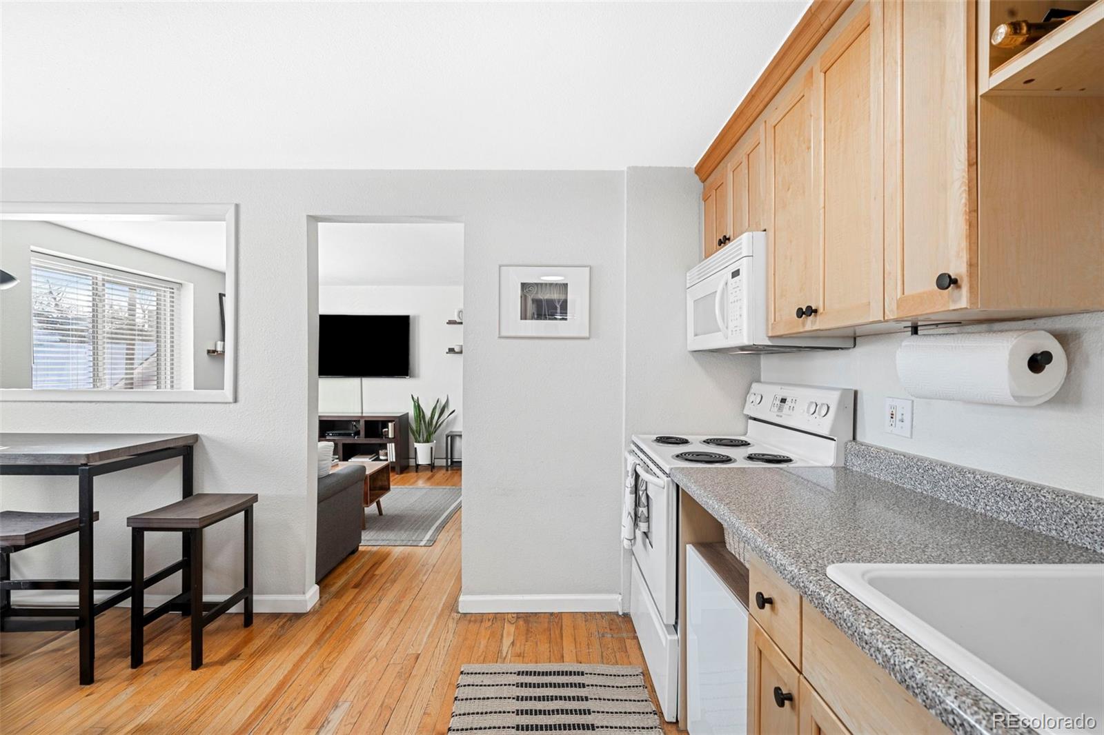MLS Image #5 for 148 s emerson street,denver, Colorado