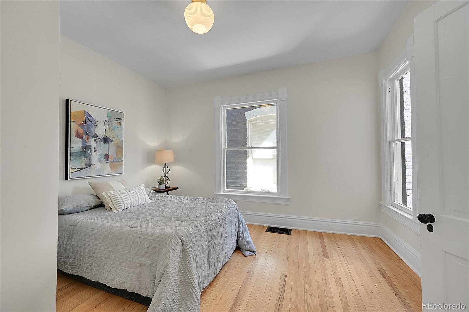 MLS Image #12 for 169 w byers place,denver, Colorado
