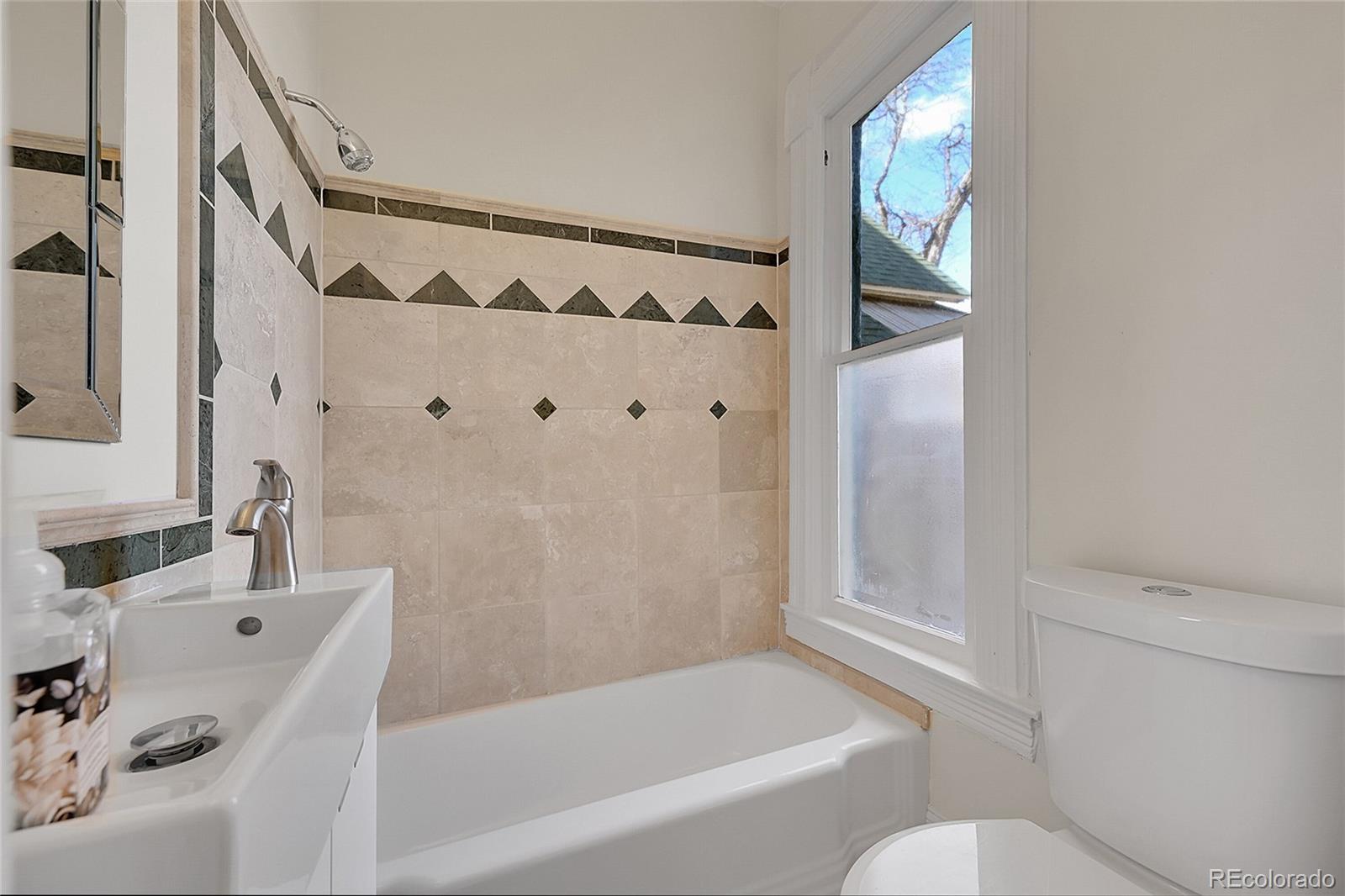 MLS Image #15 for 169 w byers place,denver, Colorado