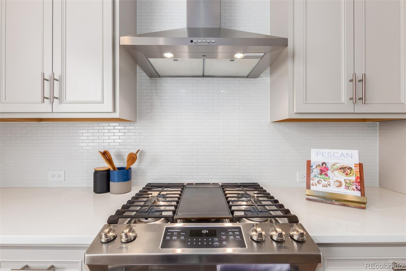 MLS Image #16 for 8953  southurst street,littleton, Colorado