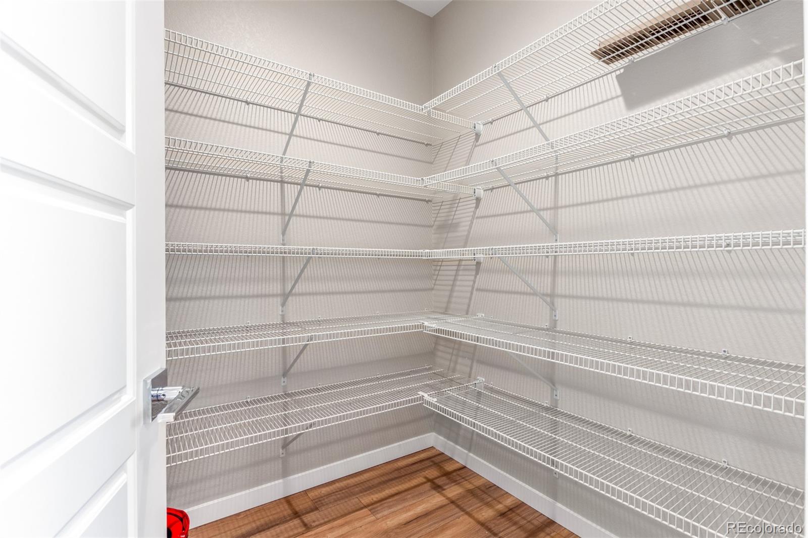 MLS Image #19 for 8953  southurst street,littleton, Colorado