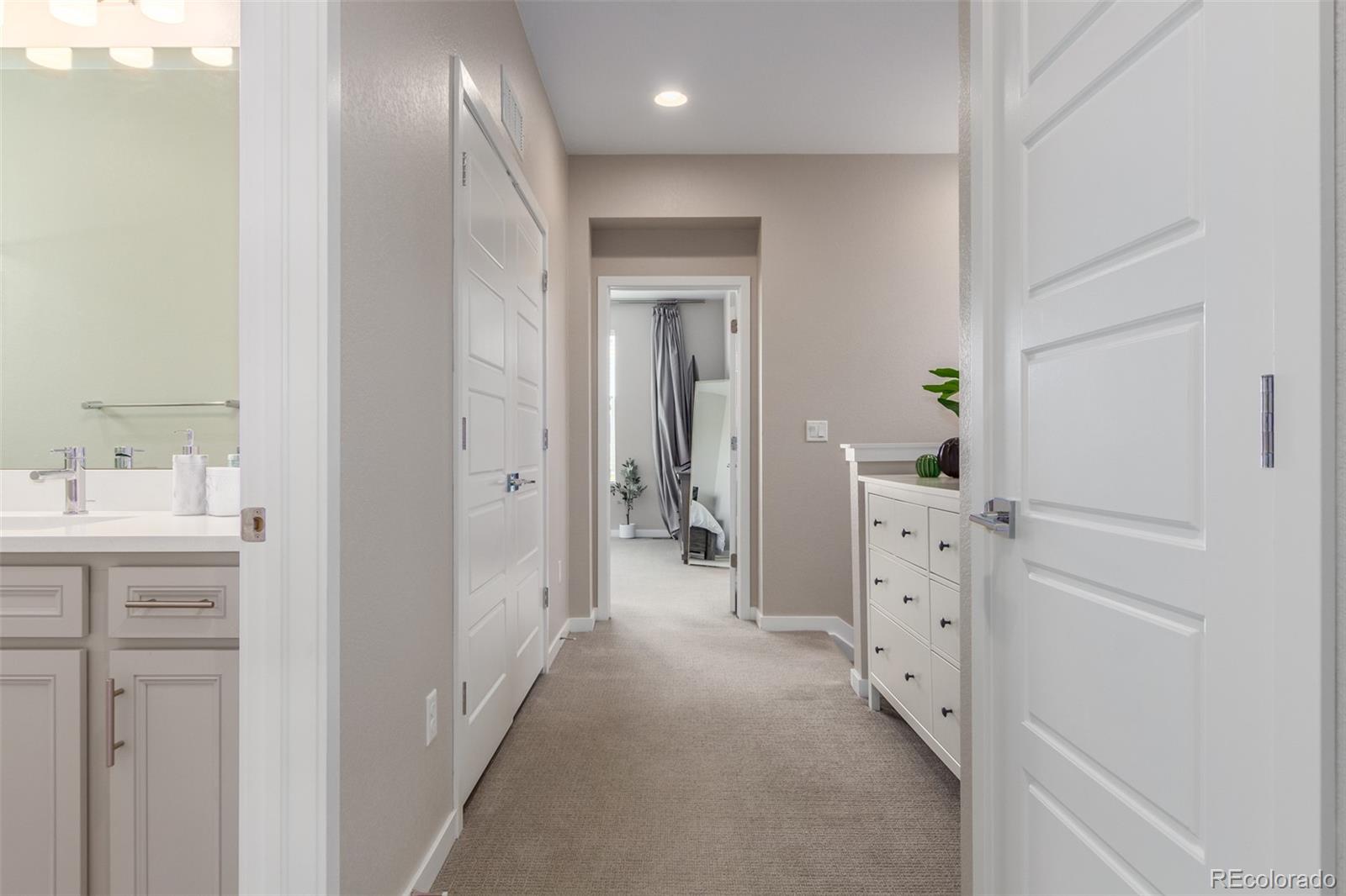 MLS Image #33 for 8953  southurst street,littleton, Colorado