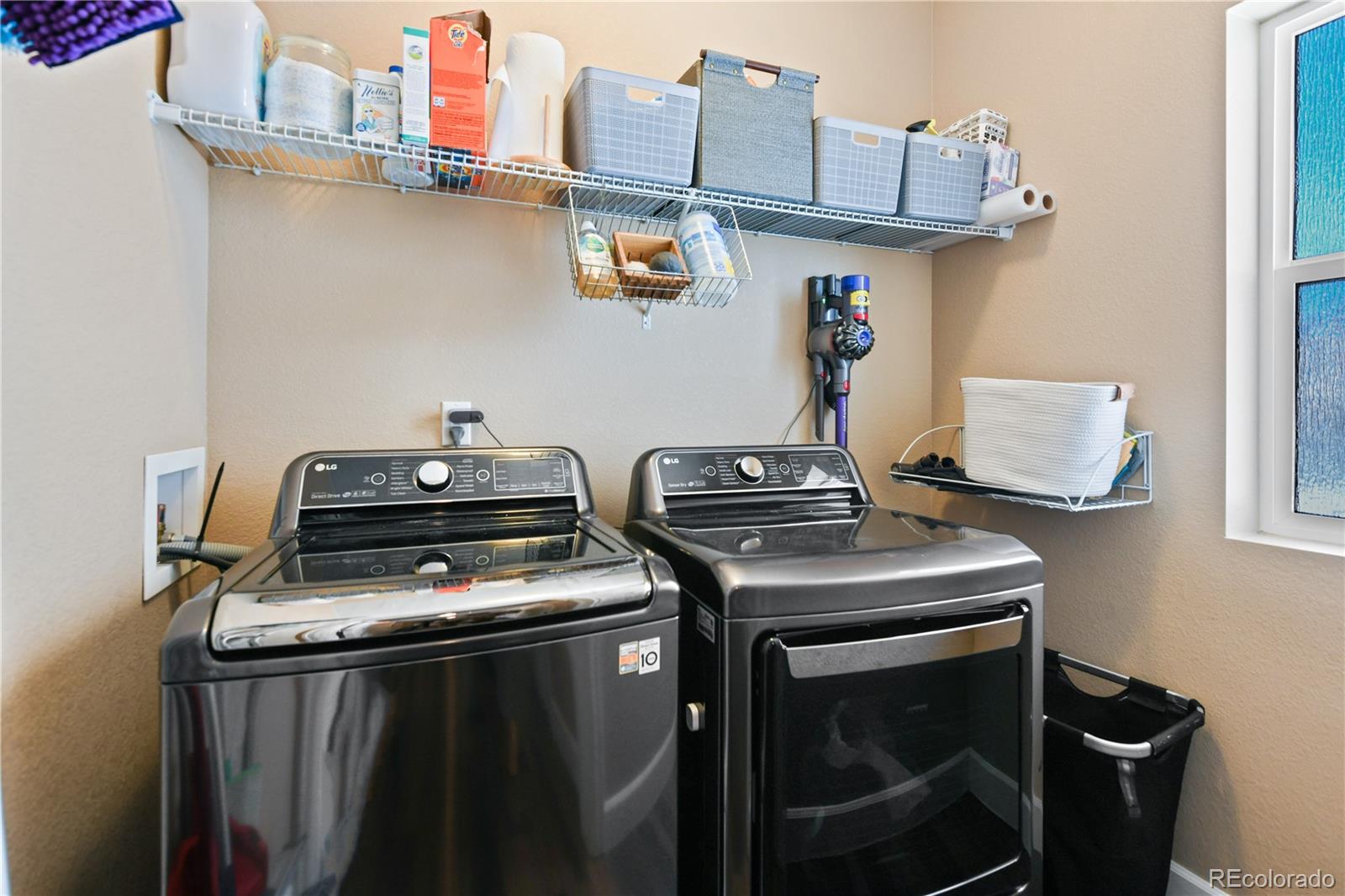 MLS Image #13 for 21088  randolph place,denver, Colorado