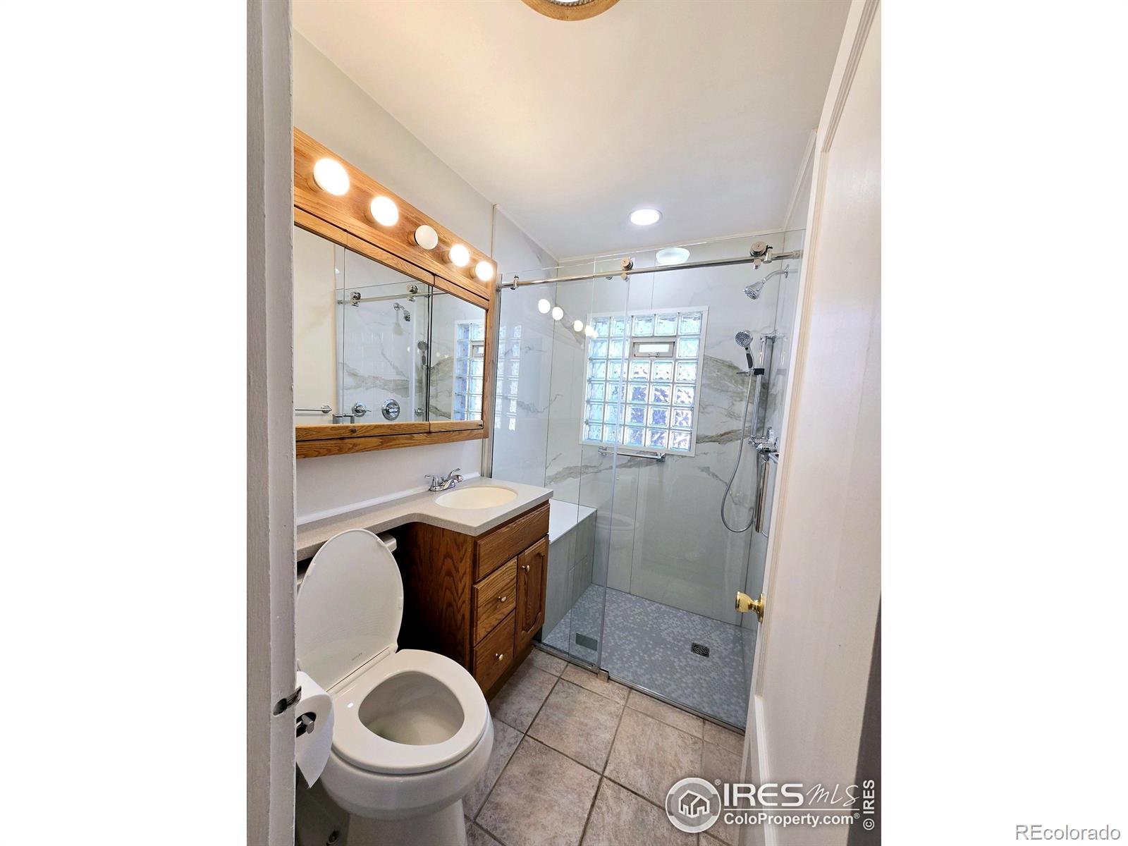 MLS Image #12 for 2085  carr street,lakewood, Colorado