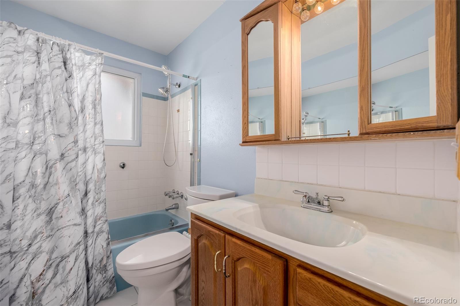 MLS Image #14 for 4429 s field court,littleton, Colorado