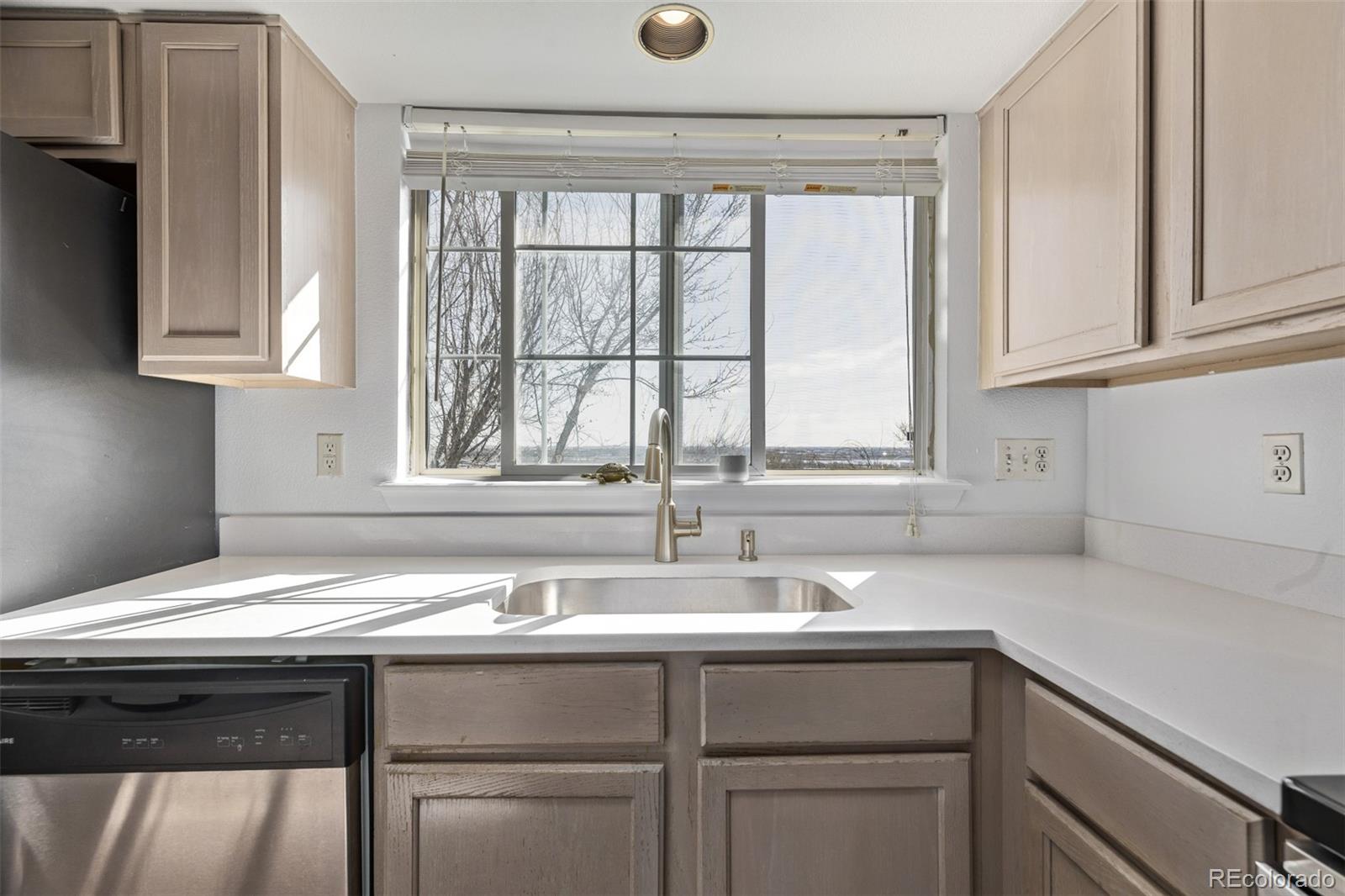 MLS Image #5 for 8199  welby road,denver, Colorado