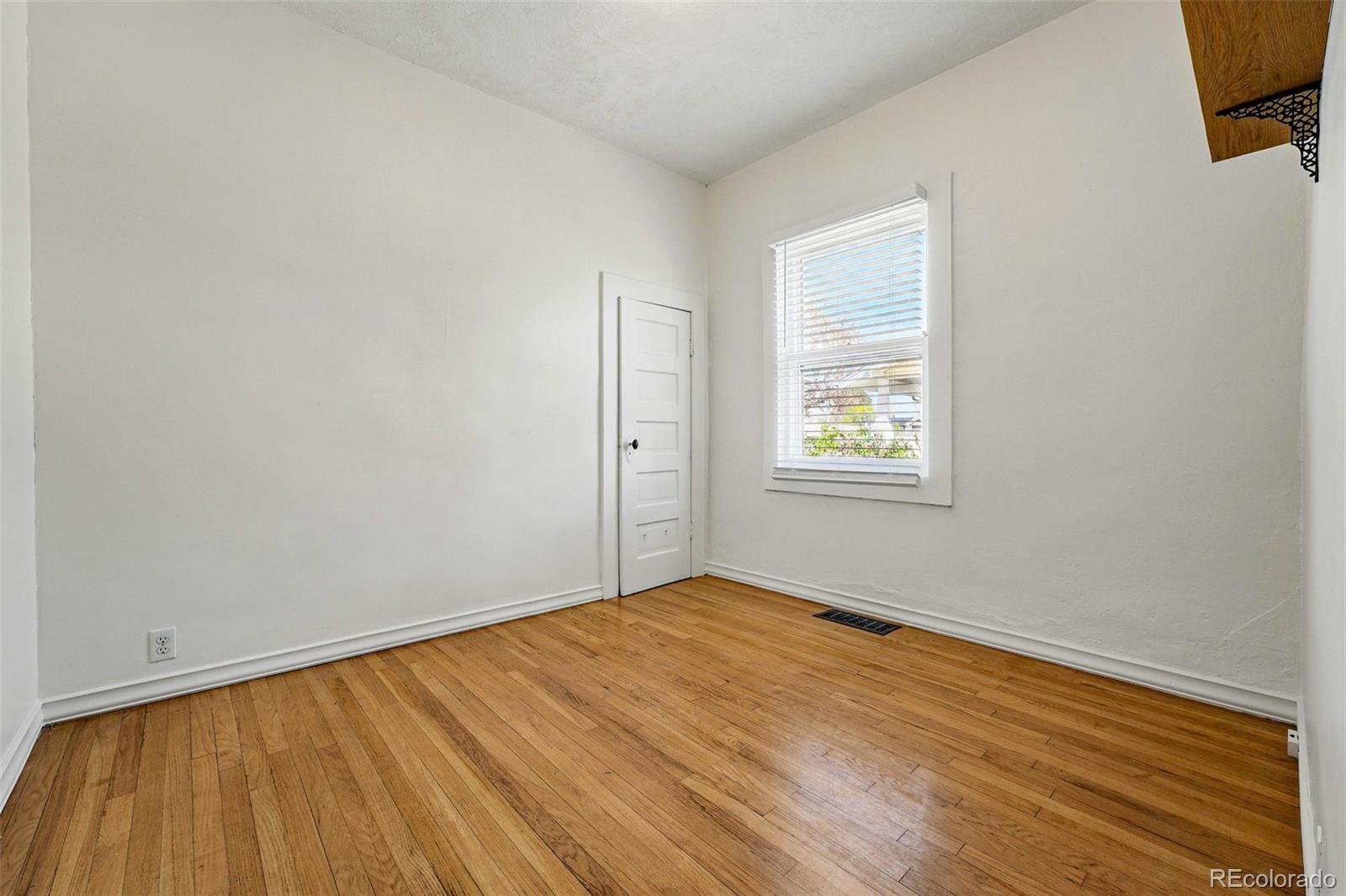 MLS Image #22 for 2120 s clarkson street,denver, Colorado