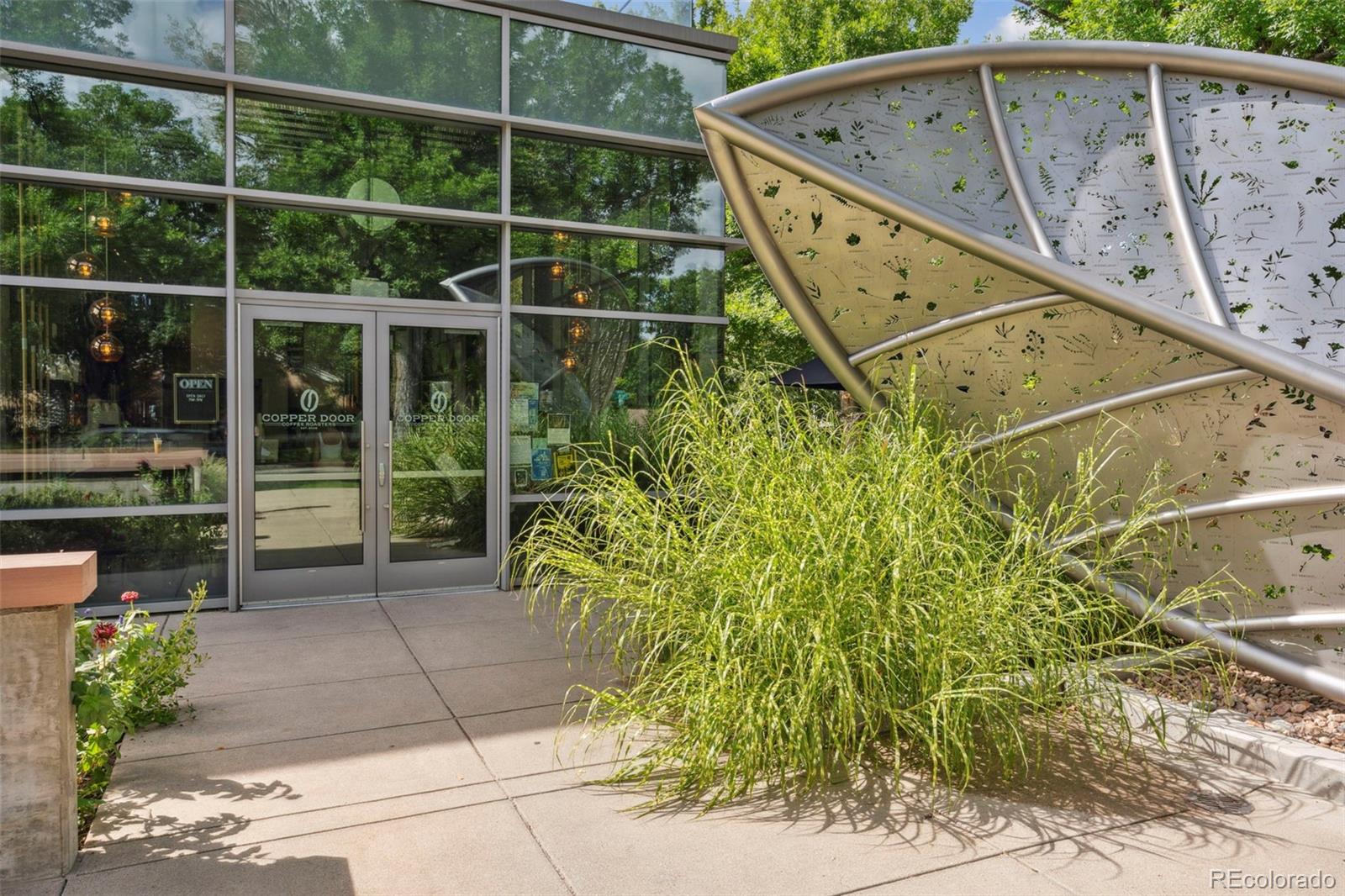 MLS Image #15 for 1200 n emerson street,denver, Colorado