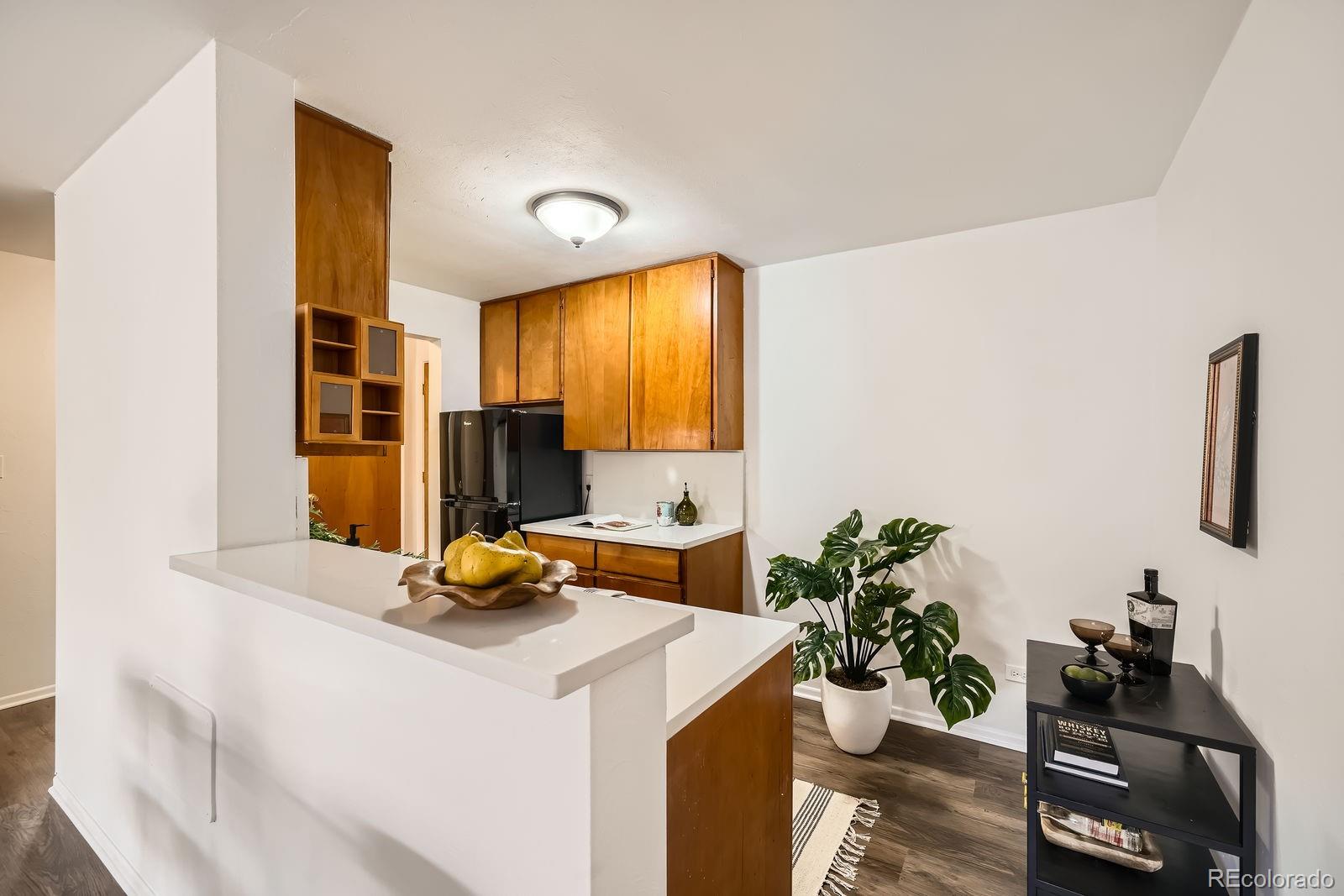 MLS Image #6 for 1200 n emerson street,denver, Colorado