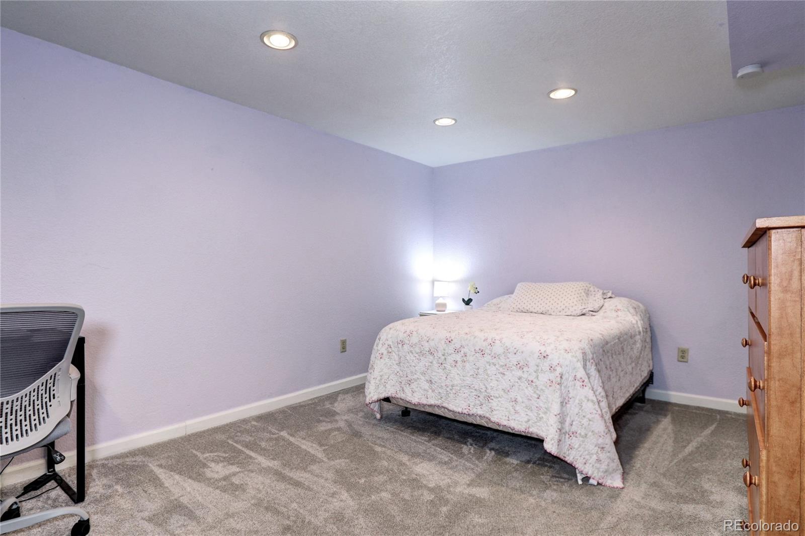 MLS Image #13 for 1215 s ivanhoe way,denver, Colorado