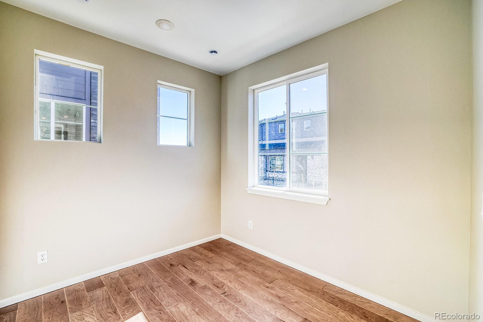 MLS Image #13 for 23970 e 41st avenue,aurora, Colorado