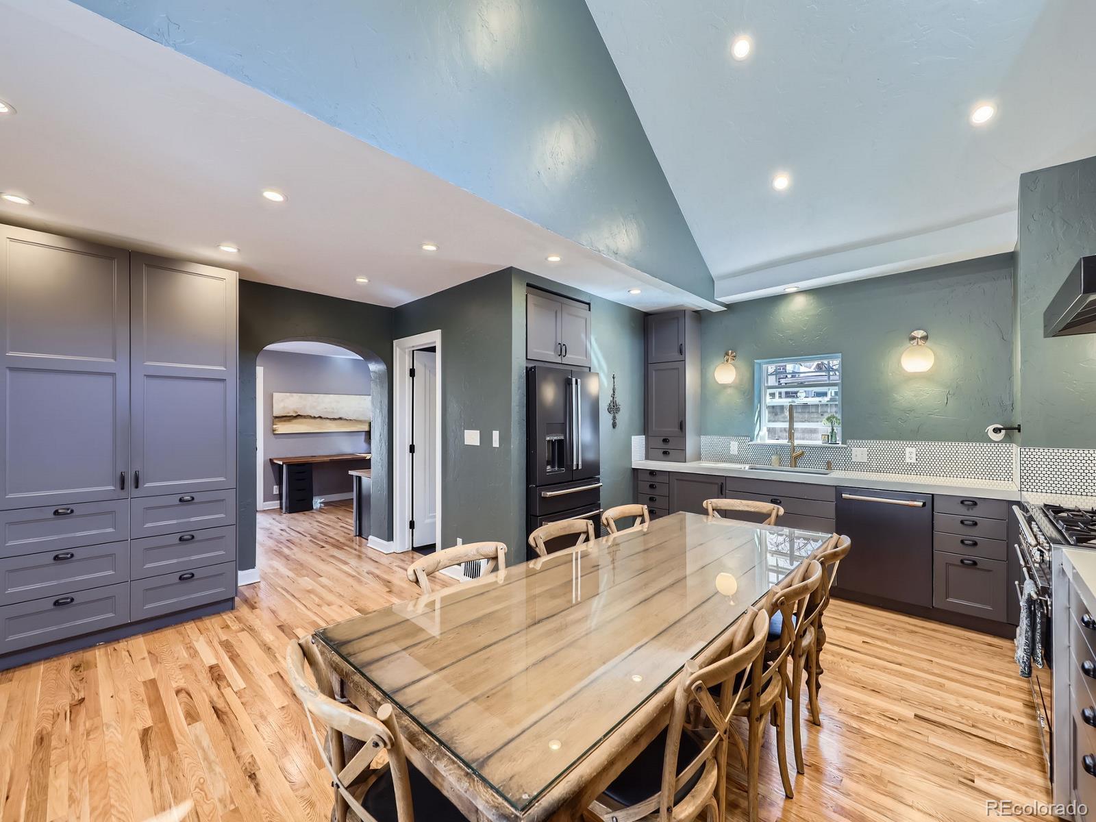 MLS Image #11 for 2540  forest street,denver, Colorado