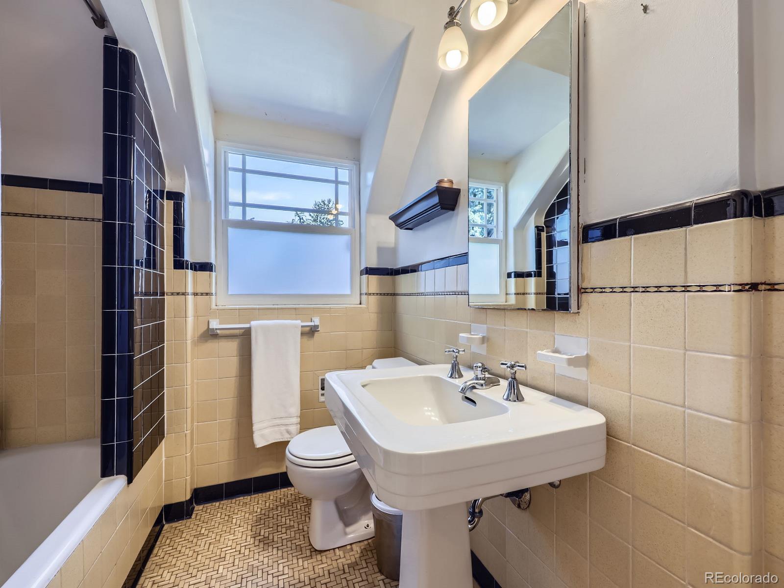 MLS Image #23 for 2540  forest street,denver, Colorado