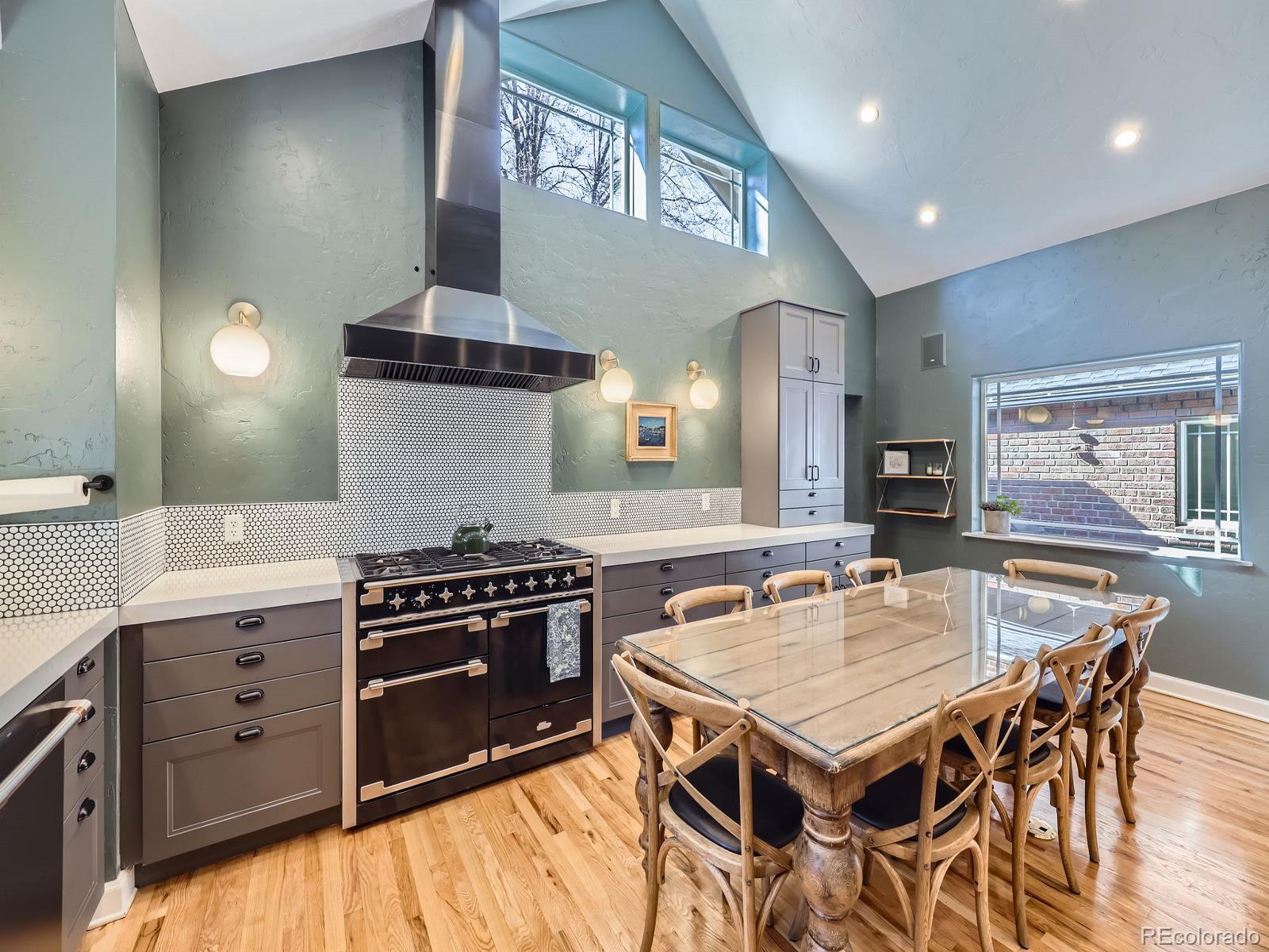 MLS Image #9 for 2540  forest street,denver, Colorado