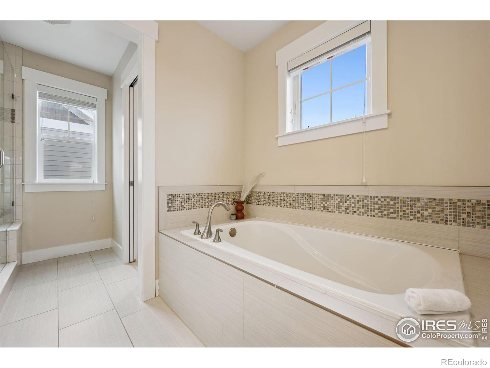 MLS Image #18 for 2811  twin lakes circle,lafayette, Colorado