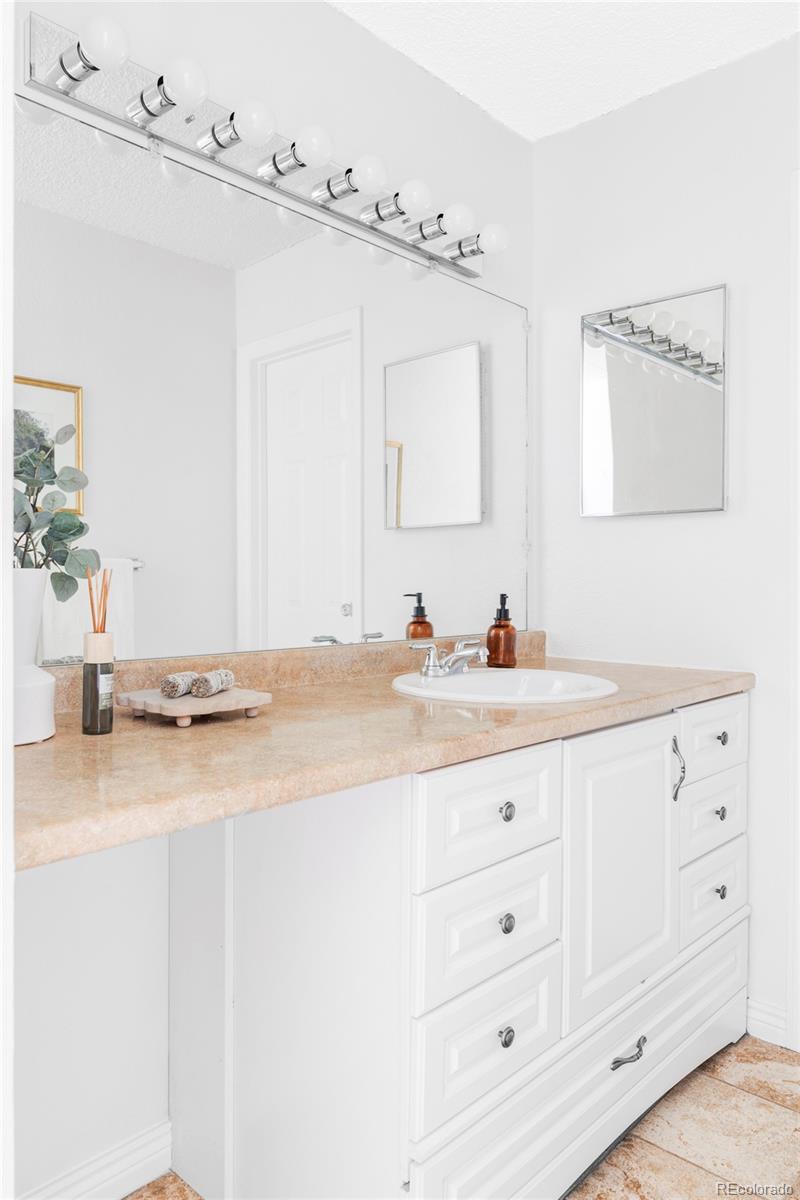MLS Image #13 for 8787  yukon street,arvada, Colorado