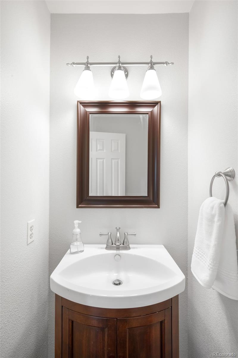 MLS Image #33 for 5951 e irish place,centennial, Colorado