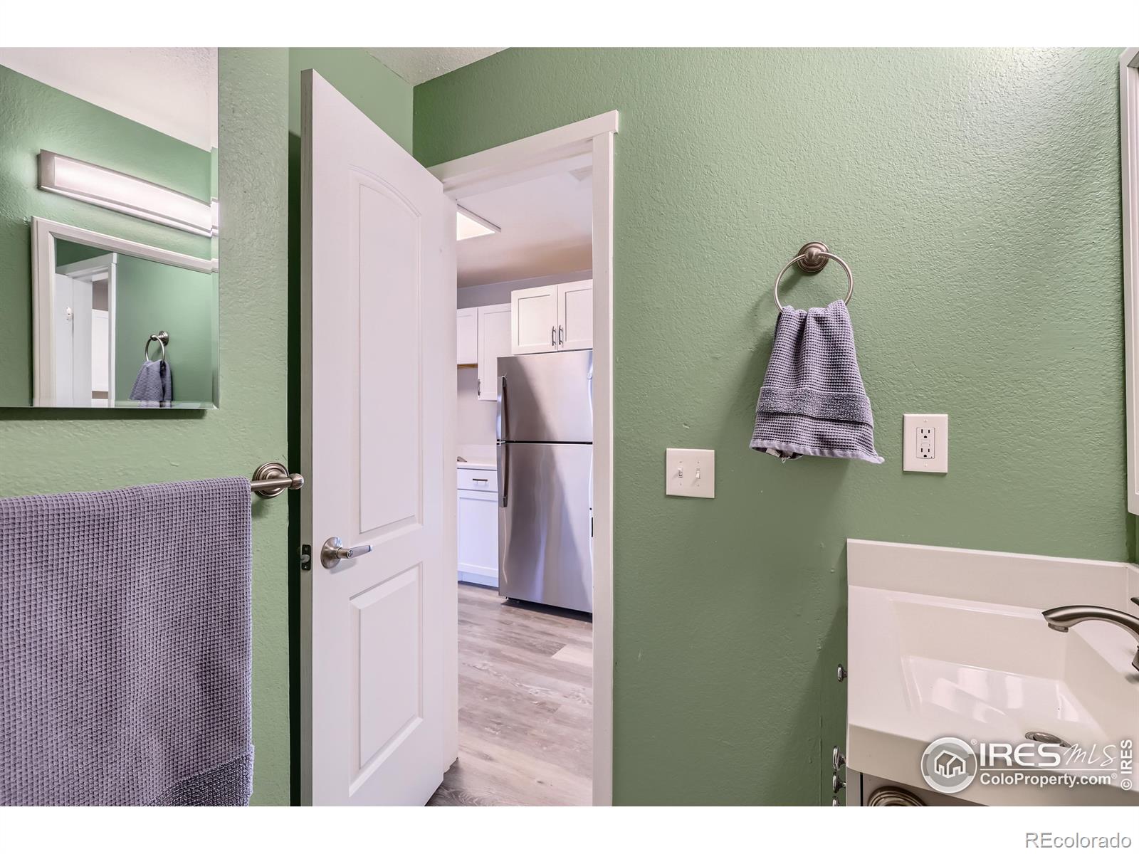 MLS Image #18 for 185 s sable boulevard,aurora, Colorado