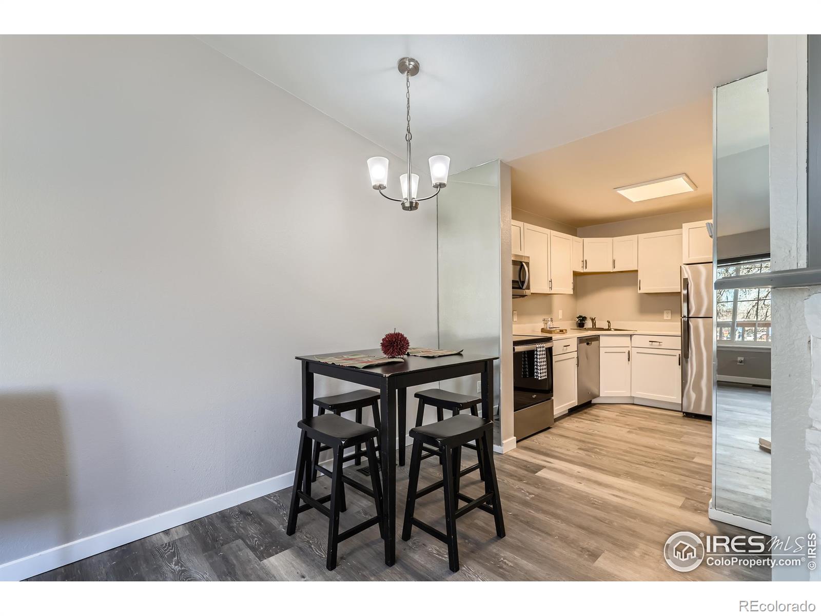 MLS Image #7 for 185 s sable boulevard,aurora, Colorado