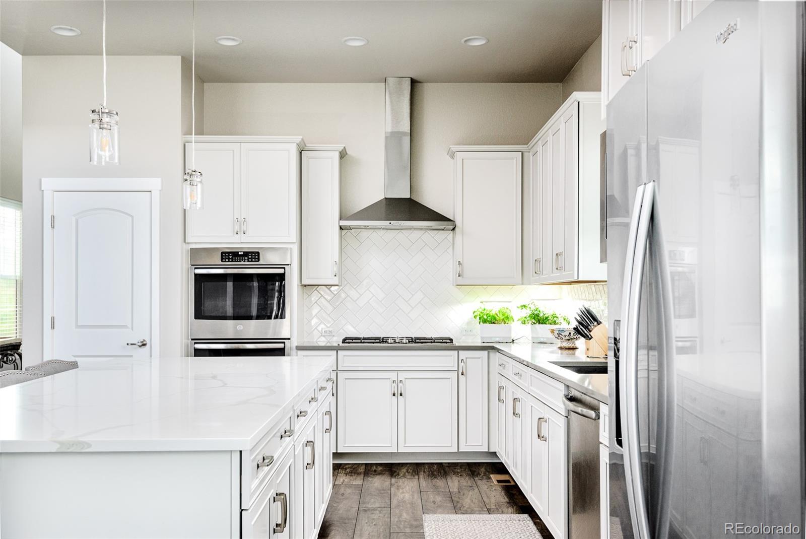 MLS Image #6 for 23270 e rockinghorse parkway,aurora, Colorado