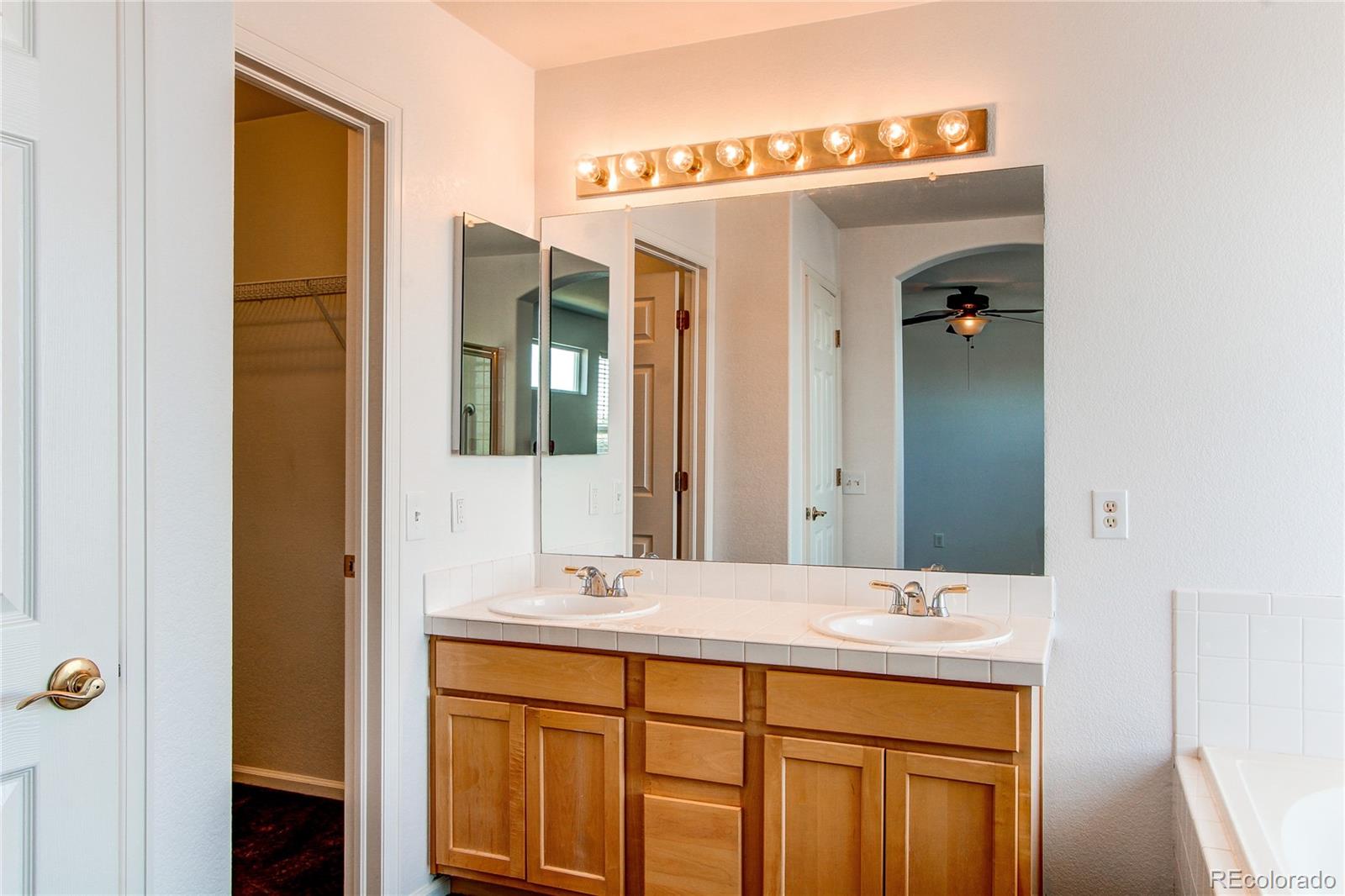 MLS Image #34 for 10486  cheetah winds ,lone tree, Colorado