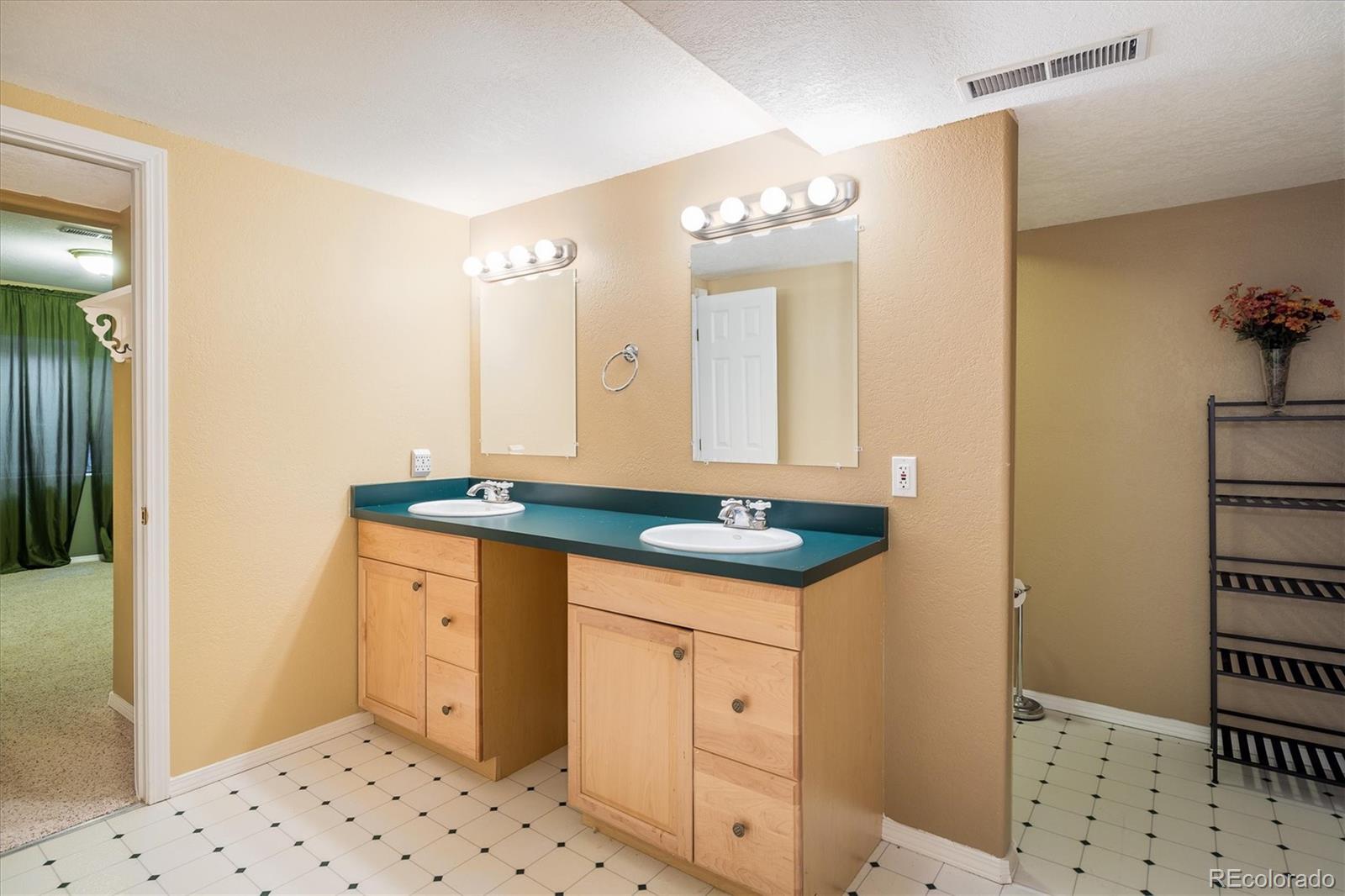 MLS Image #22 for 9094 w 103rd avenue,broomfield, Colorado