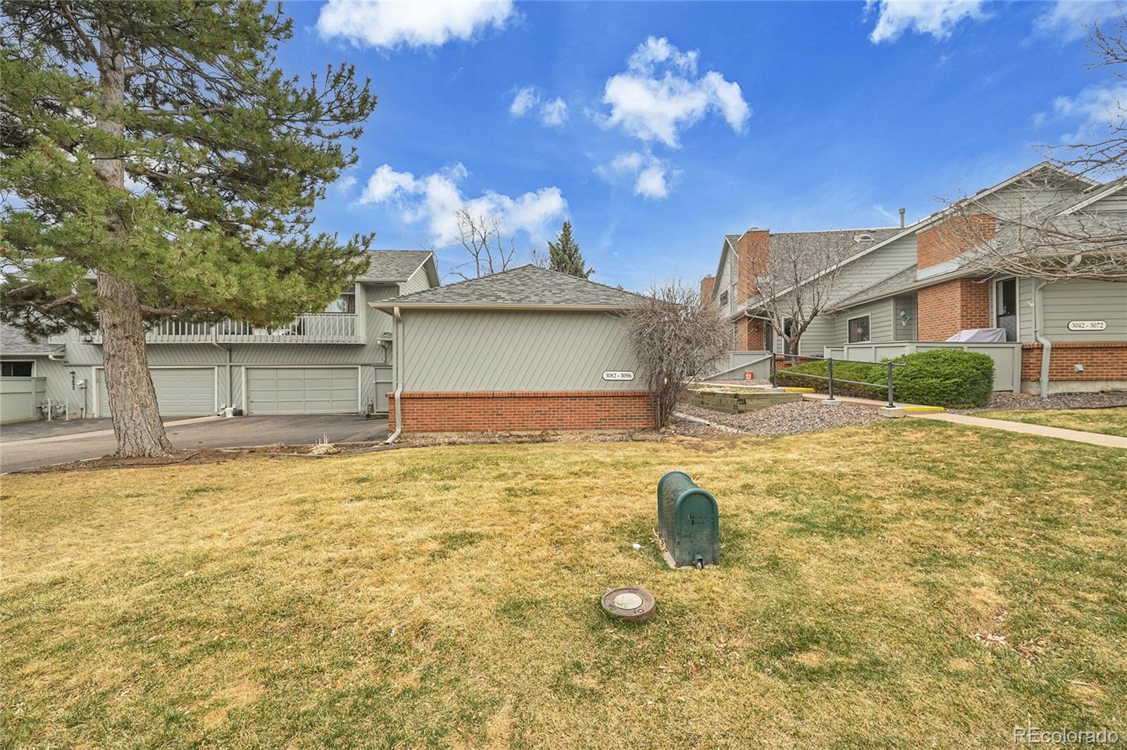 MLS Image #43 for 3082 e long circle ,centennial, Colorado