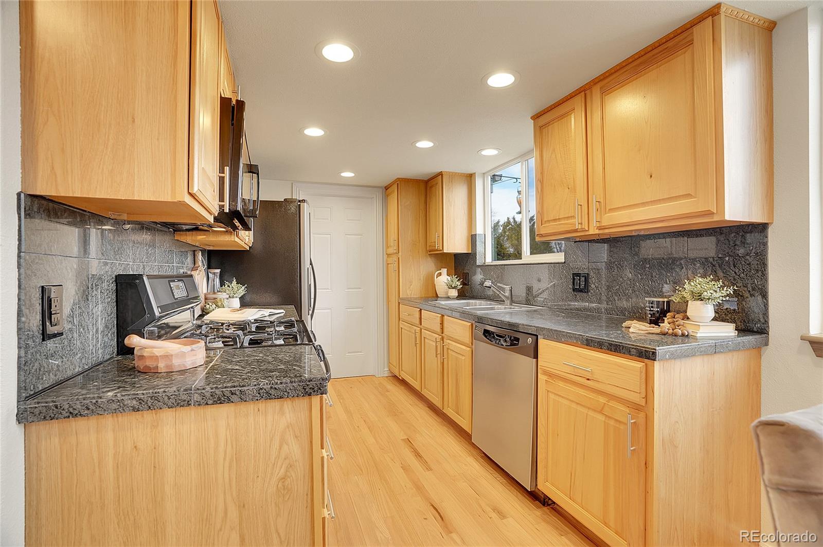 MLS Image #7 for 4622 s kalispell way,aurora, Colorado