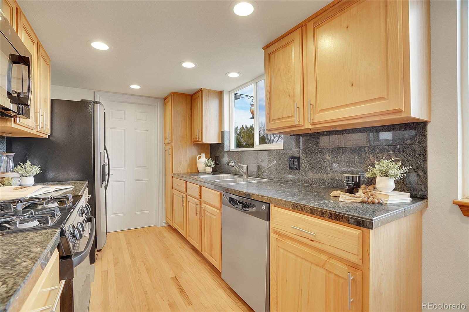 MLS Image #9 for 4622 s kalispell way,aurora, Colorado
