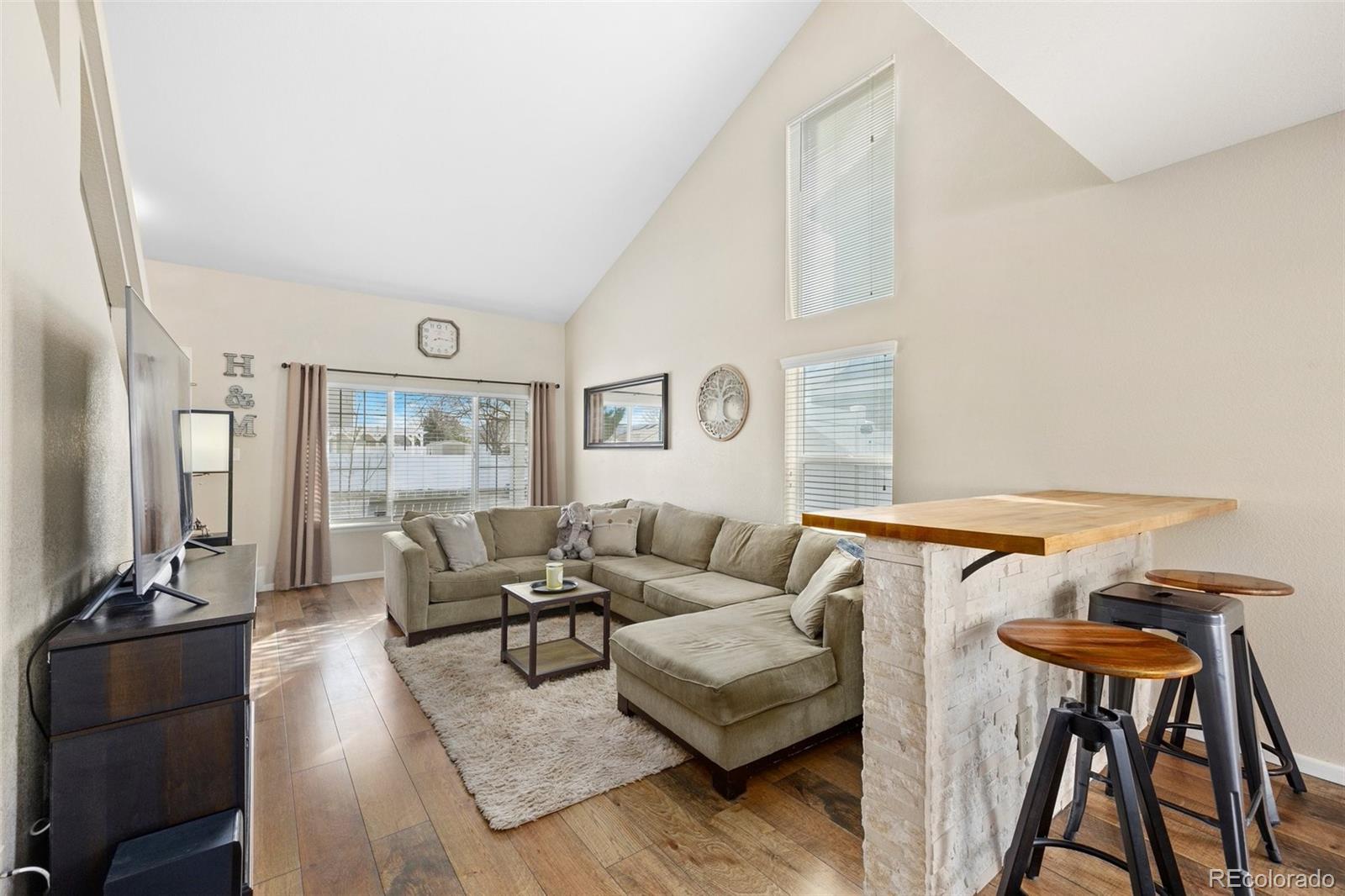MLS Image #6 for 5017  ceylon street,denver, Colorado