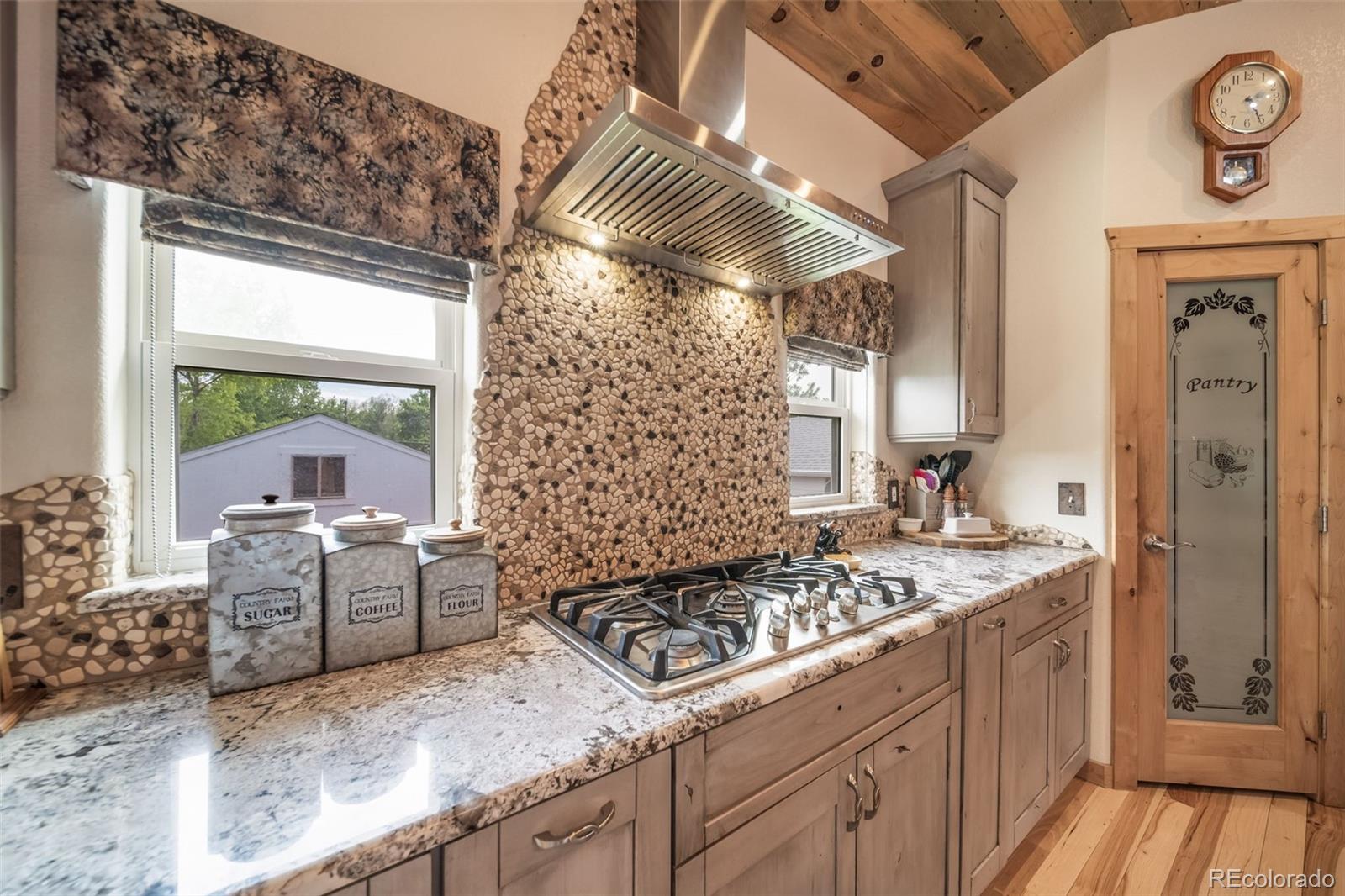 MLS Image #6 for 1415  isabell street,golden, Colorado