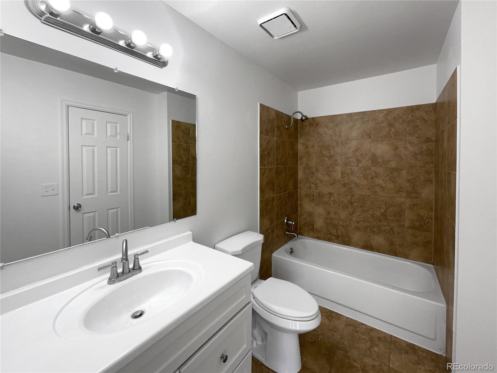 MLS Image #11 for 11813  grant street,northglenn, Colorado