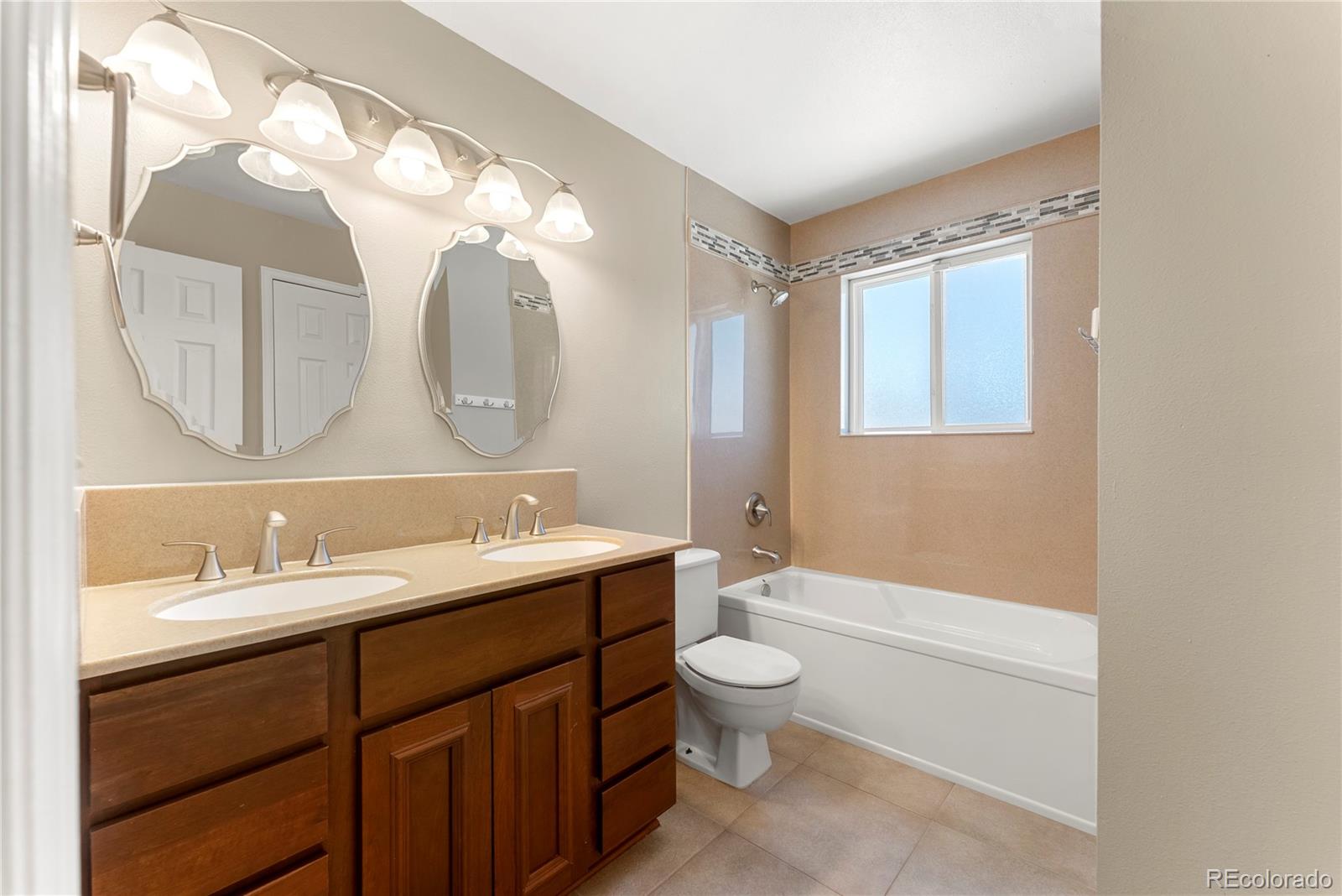 MLS Image #15 for 4725 s xenon way,morrison, Colorado