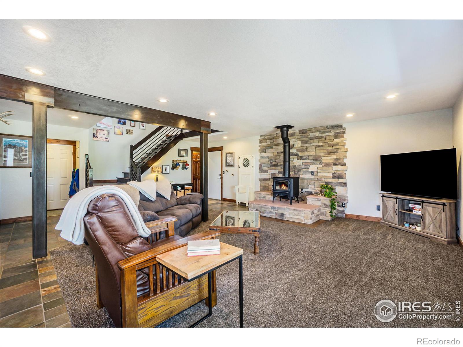 MLS Image #5 for 89  arikaree peak drive,livermore, Colorado