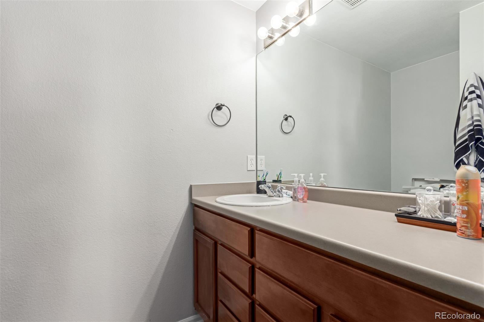 MLS Image #8 for 5830  ceylon street,denver, Colorado
