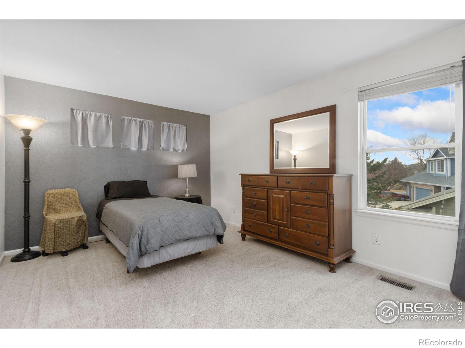 MLS Image #18 for 128  rock bridge court,windsor, Colorado