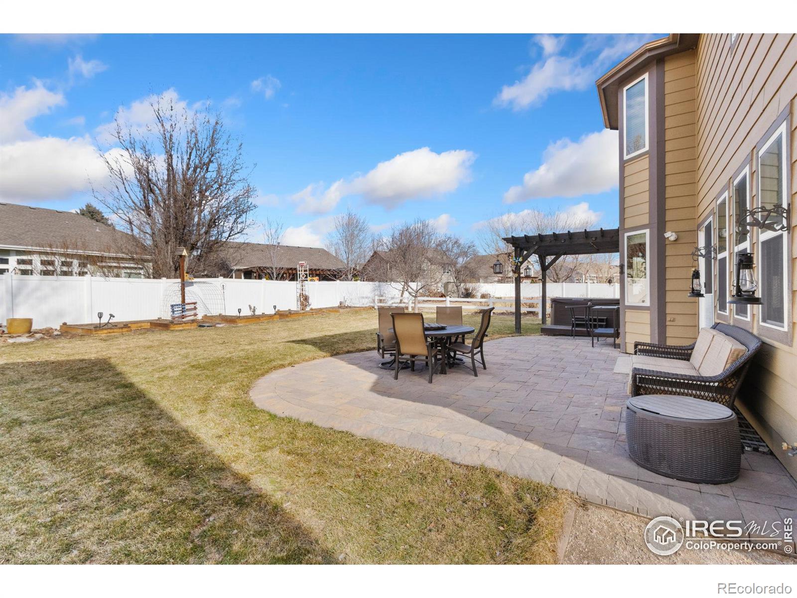 MLS Image #28 for 128  rock bridge court,windsor, Colorado