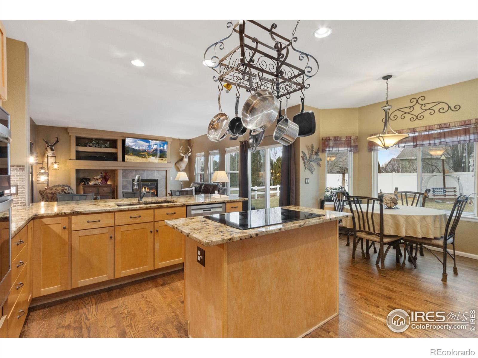MLS Image #6 for 128  rock bridge court,windsor, Colorado
