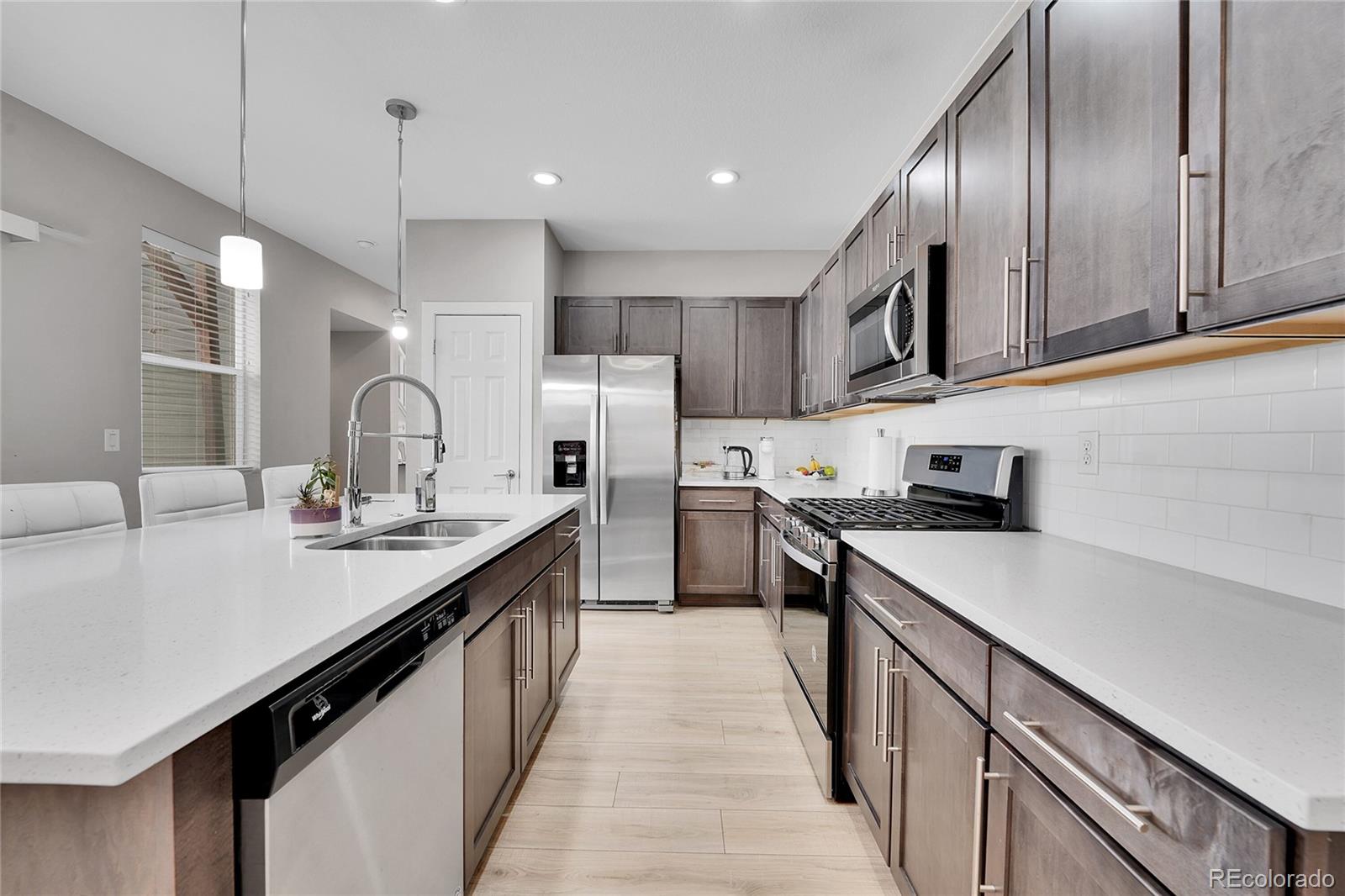MLS Image #15 for 4781 n kittredge street,denver, Colorado