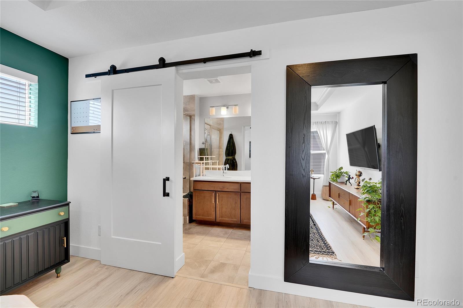 MLS Image #23 for 4781 n kittredge street,denver, Colorado