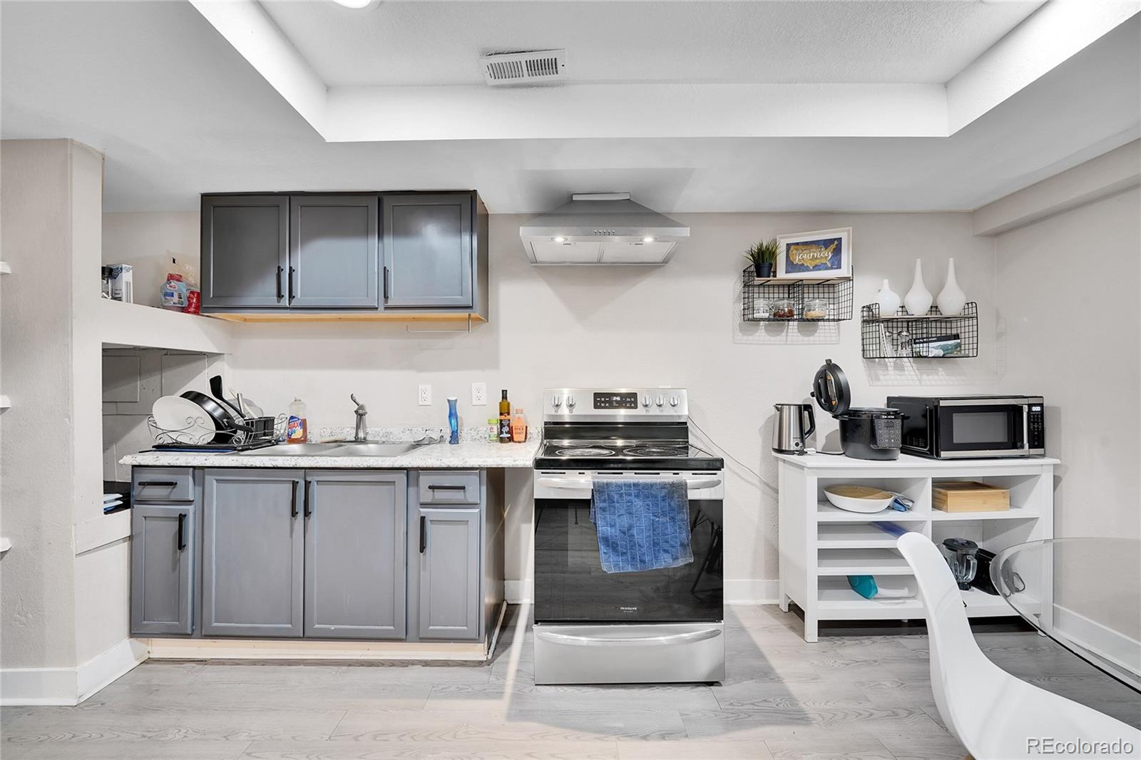 MLS Image #35 for 4781 n kittredge street,denver, Colorado