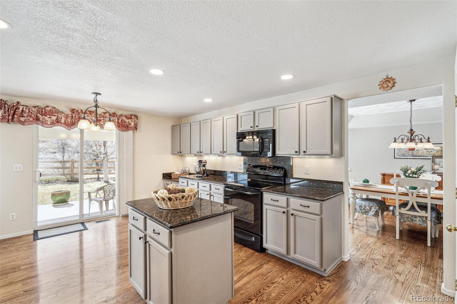 MLS Image #14 for 11274 w 54th lane,arvada, Colorado