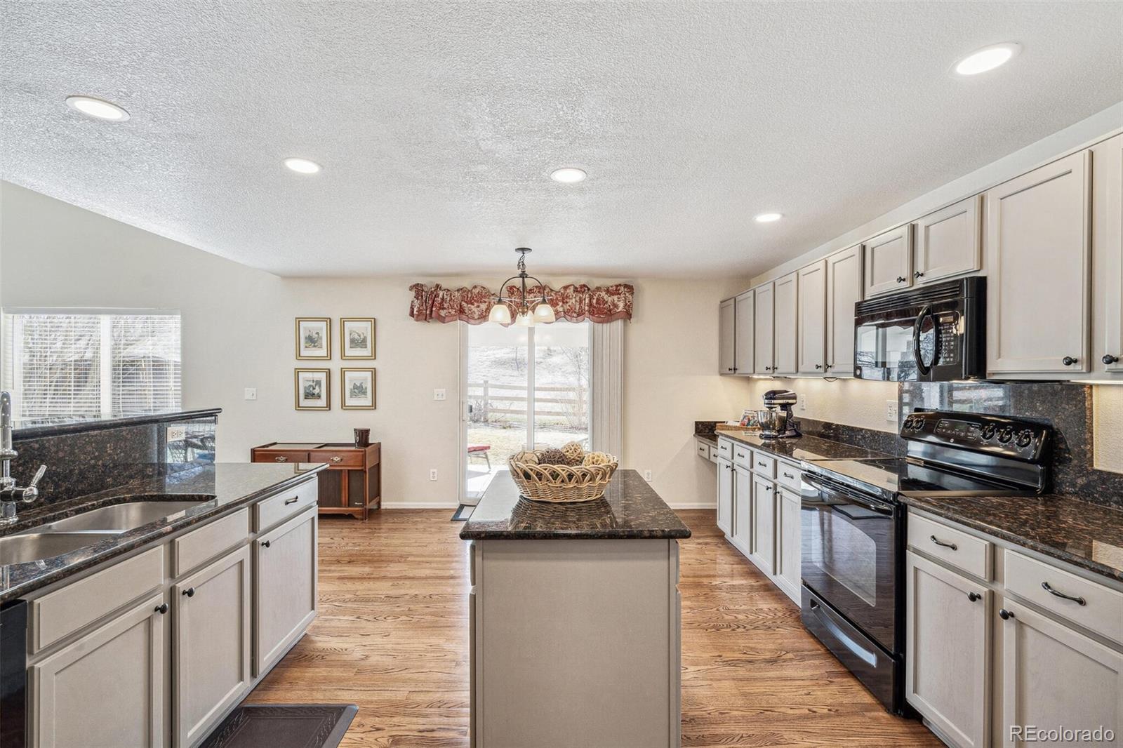 MLS Image #15 for 11274 w 54th lane,arvada, Colorado