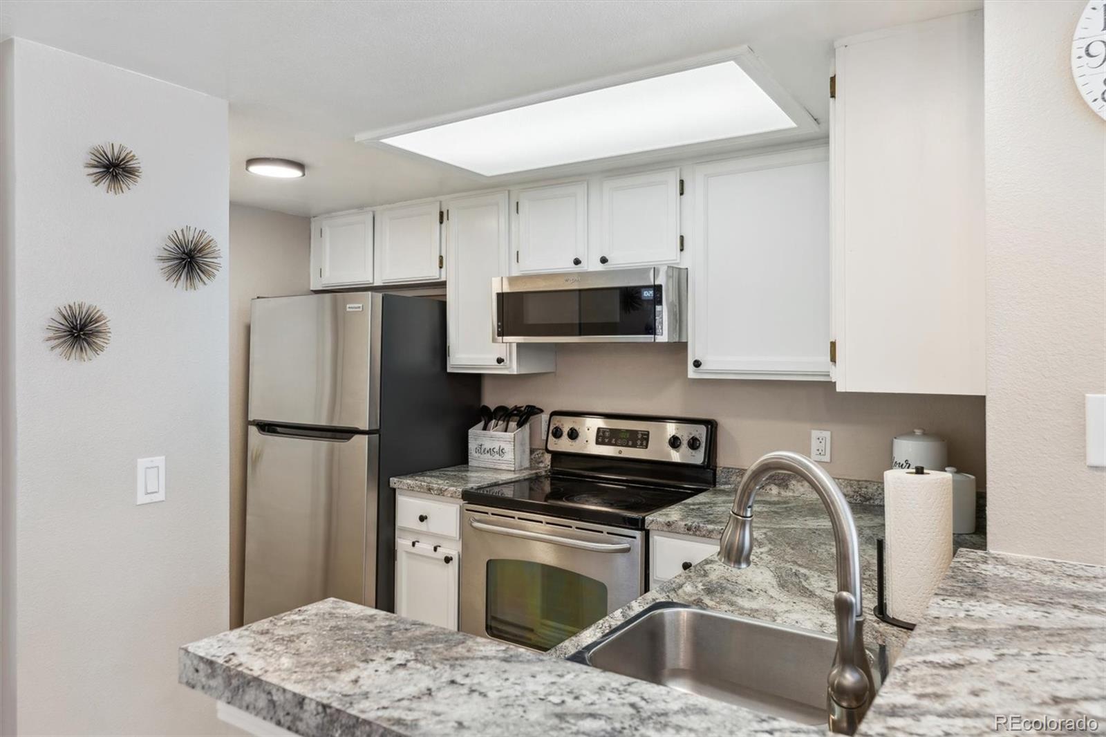 MLS Image #7 for 8331 s upham way,littleton, Colorado