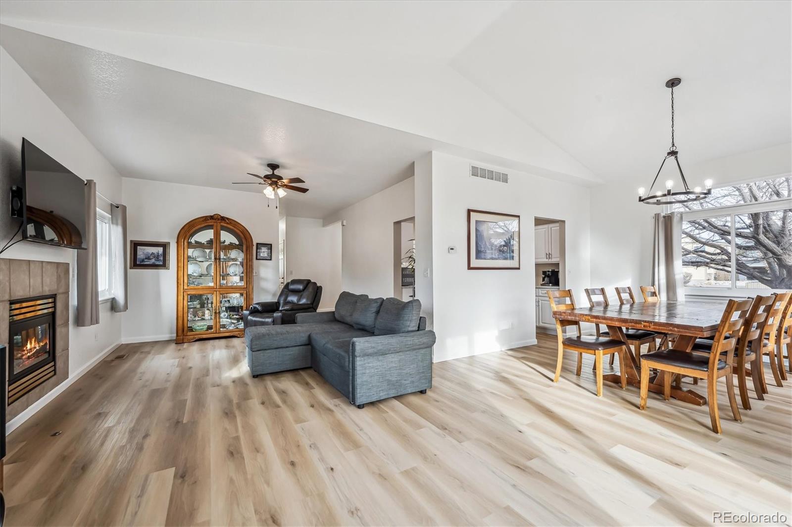 MLS Image #3 for 10121  wyandott circle,thornton, Colorado