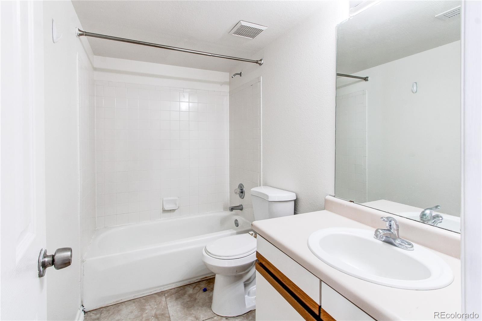 MLS Image #12 for 9182  weeping willow court,highlands ranch, Colorado