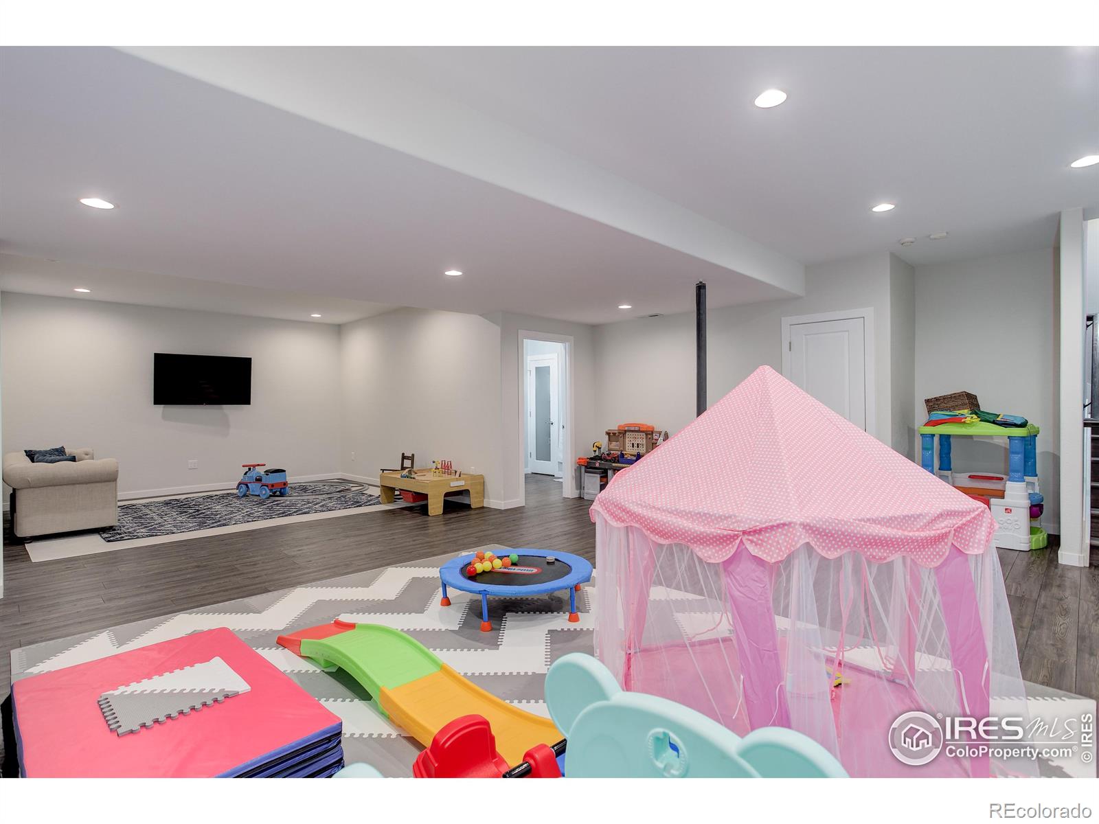 MLS Image #32 for 6103  eagle roost drive,fort collins, Colorado