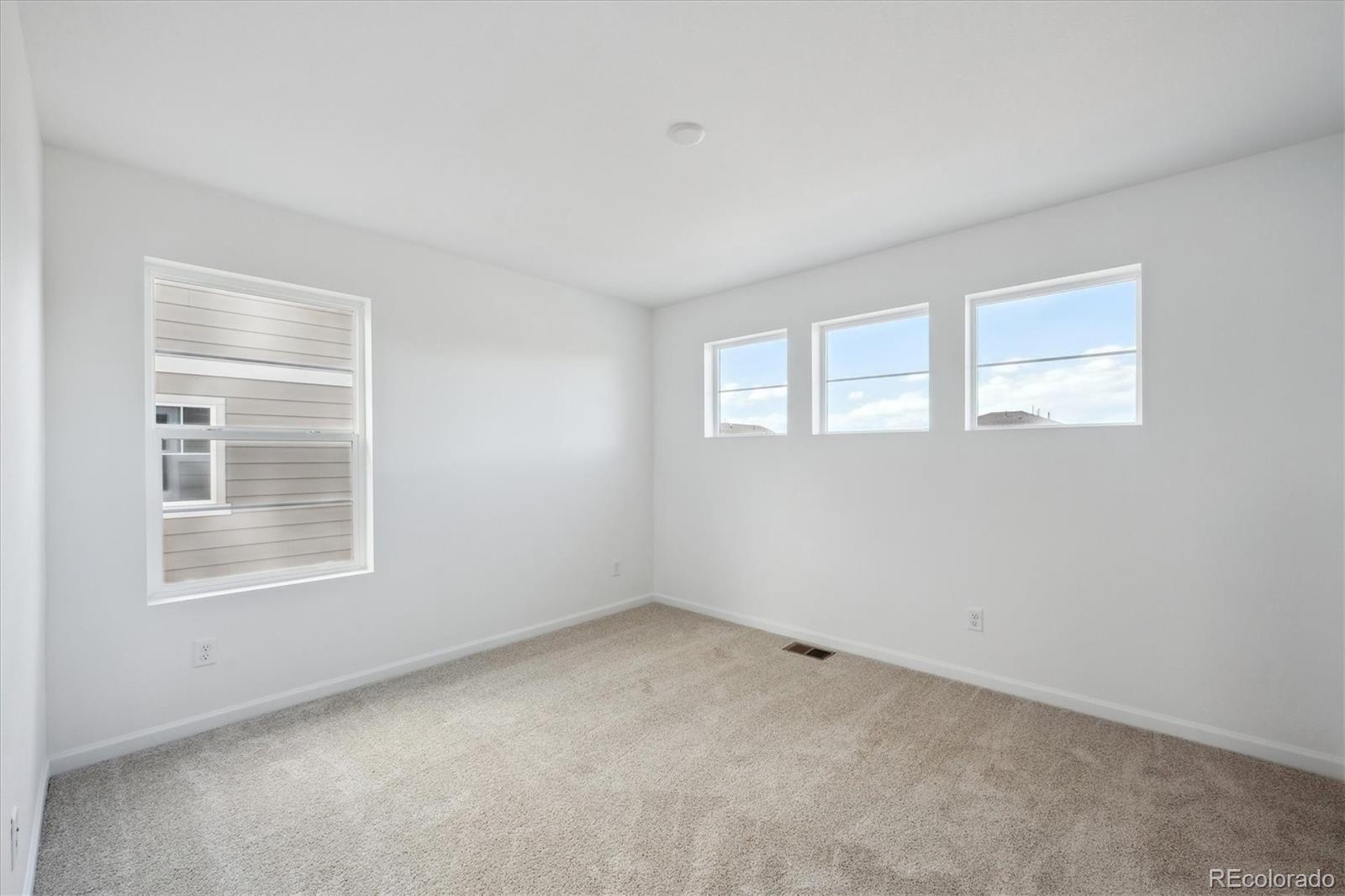 MLS Image #17 for 1362  rock cliff avenue,erie, Colorado